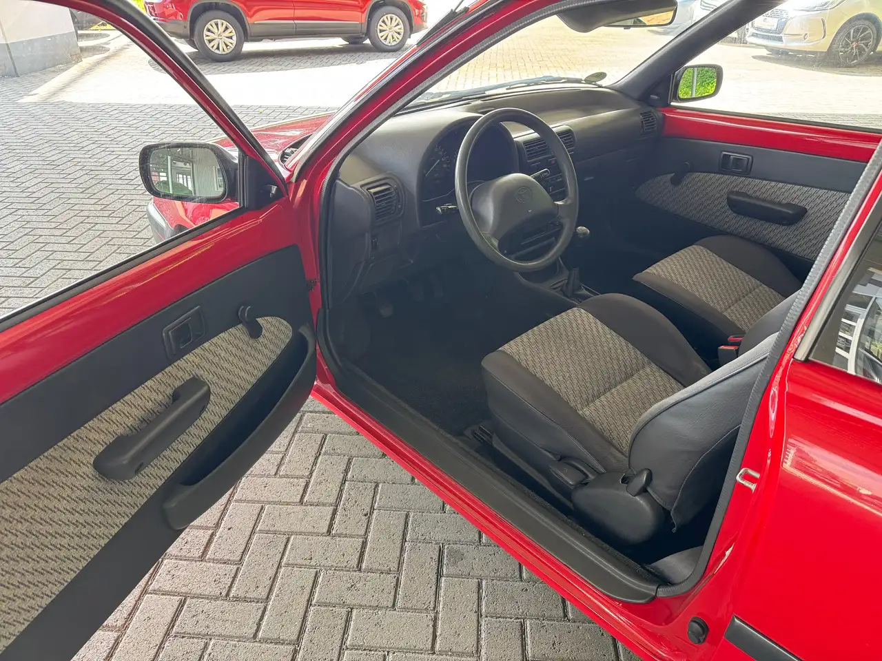 Toyota Starlet 1.3 XLi, H Kennzeichen, Sehr gepflegt, Zahnriemen neu, foto 5