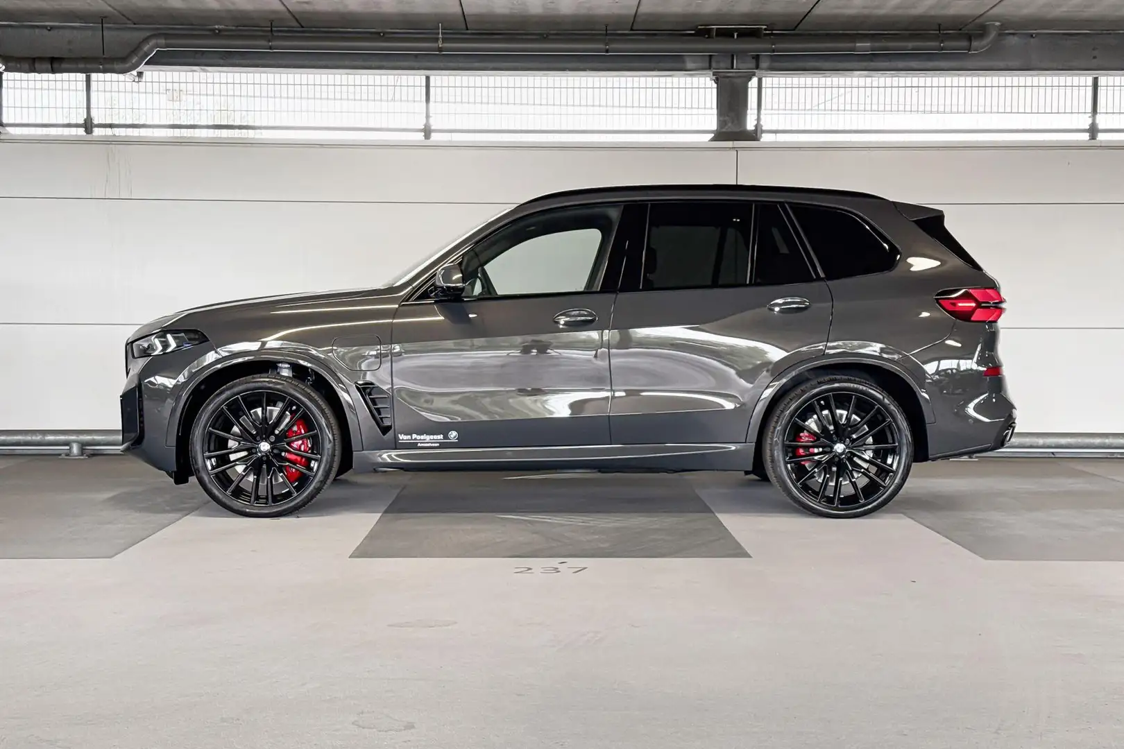 BMW X5 xDrive50e Grijs - 2
