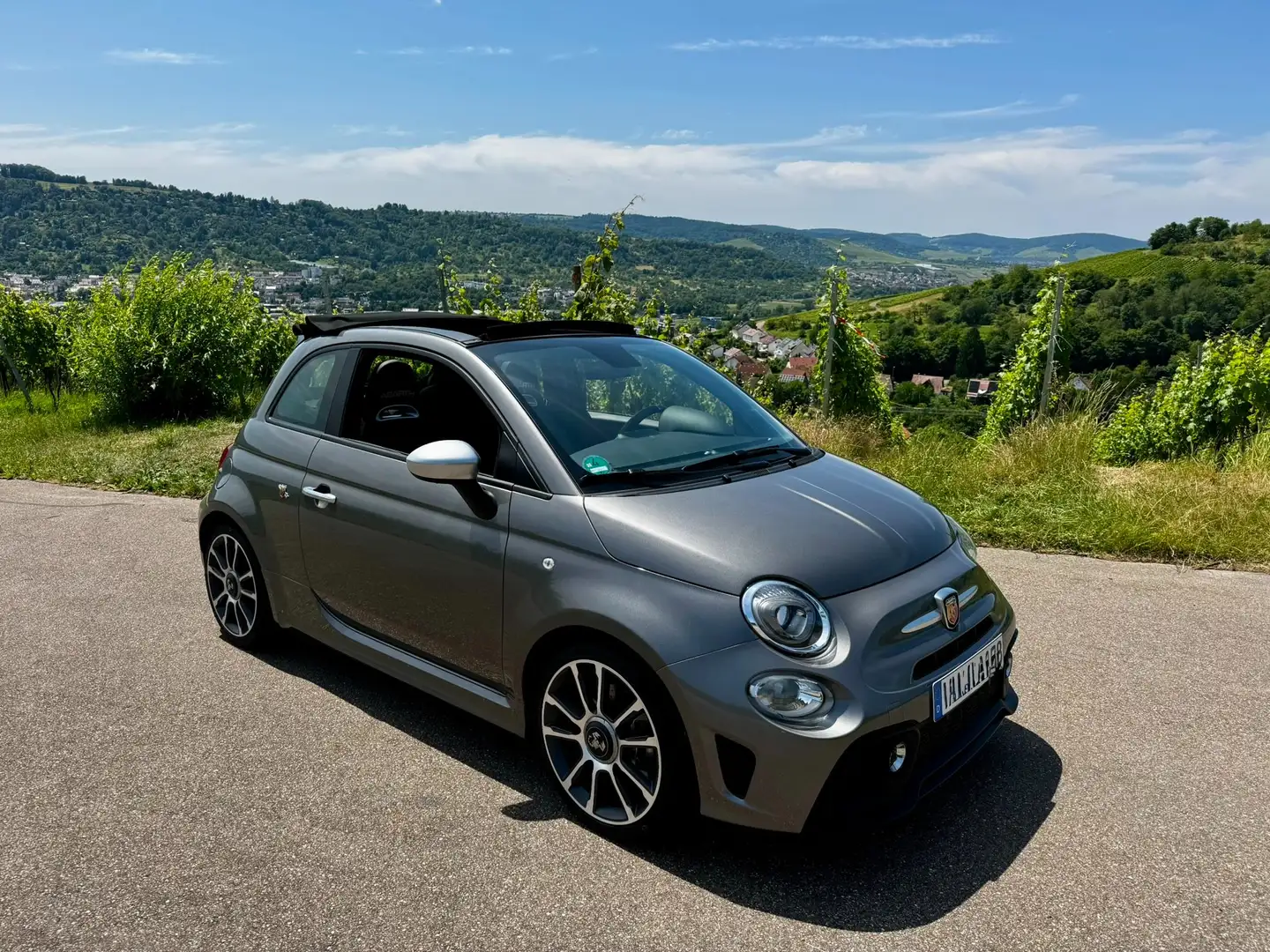 Abarth 595C Turismo - erst 4000km - Neuer KD !! Grau - 1