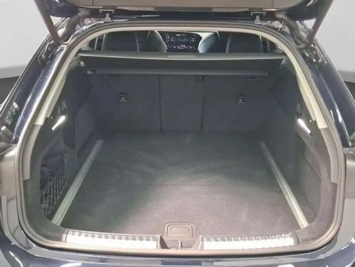 Audi A6 2025, foto 17
