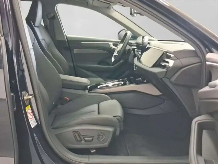 Audi A6 2025, foto 4