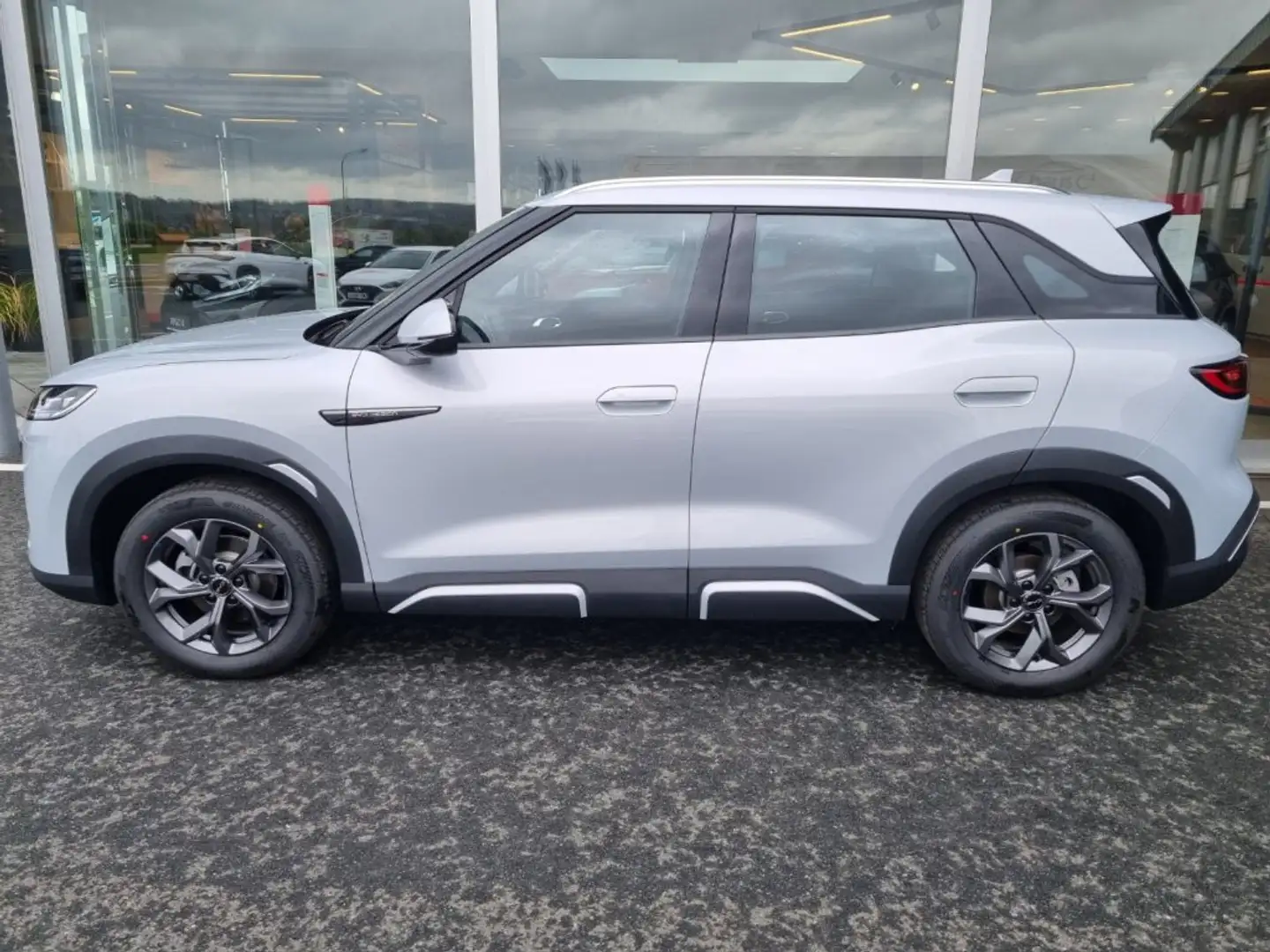 BYD Atto 2 Active Alb - 2