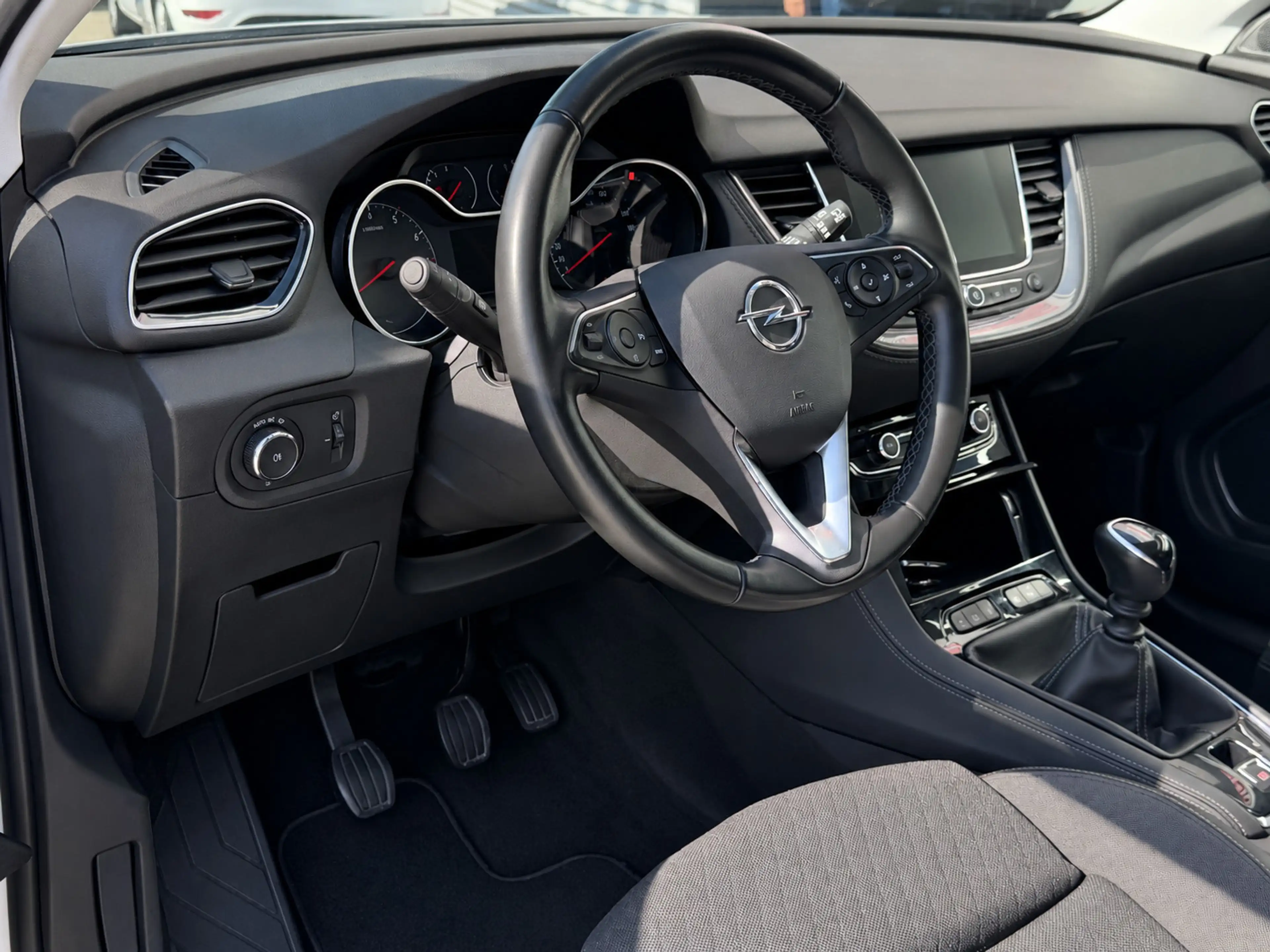 Opel Grandland X 1.2 Turbo Edition 2020 - Navigatie/Apple CarPlay I — photo 2