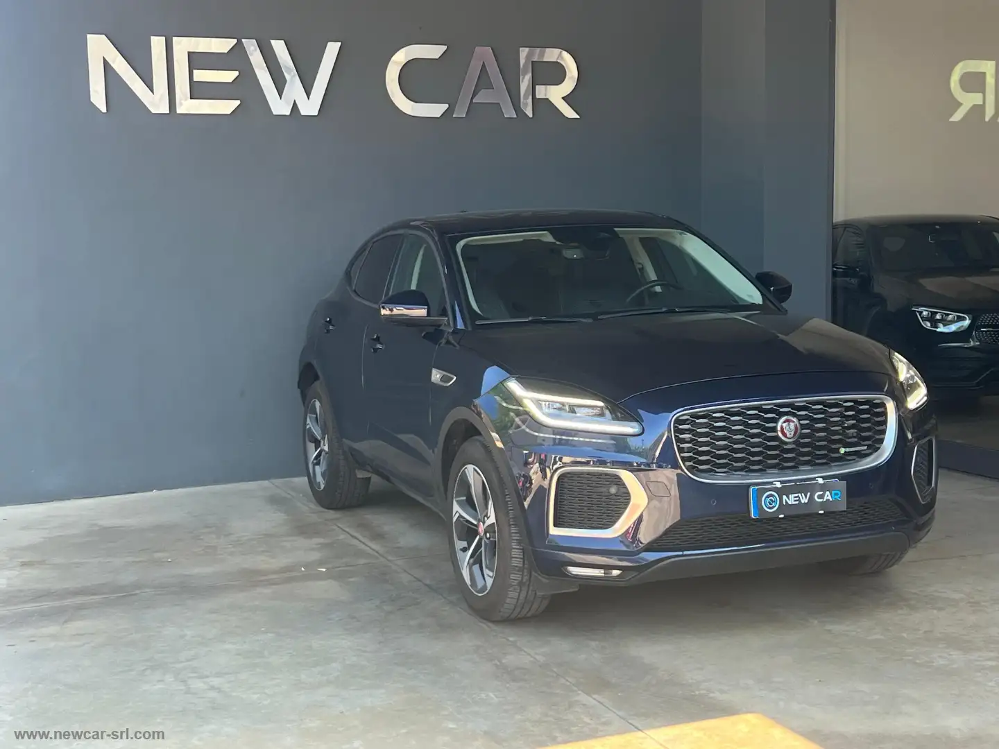 Jaguar E-Pace 2.0D I4 163 CV AWD Auto Blu/Azzurro - 2