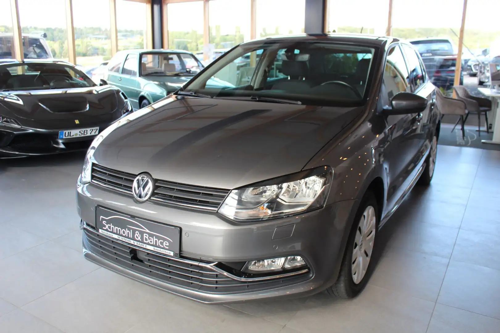 Volkswagen Polo V 1.2 TSI DSG Highline BMT Grijs - 1