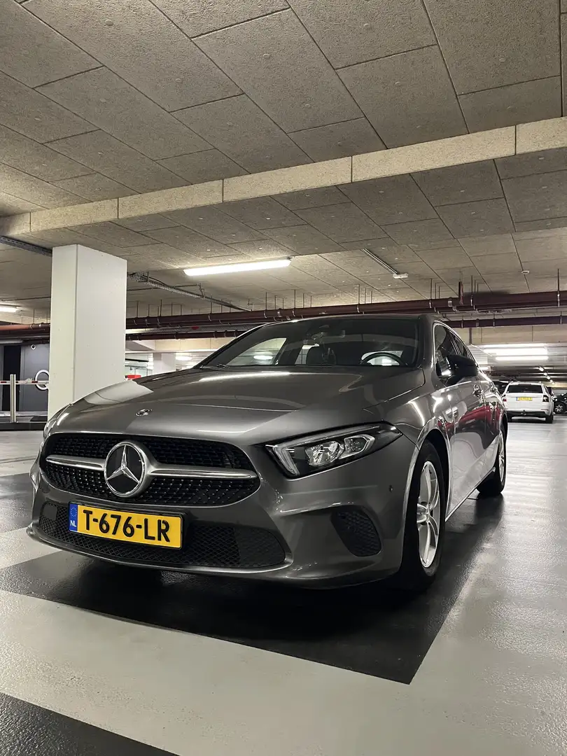 Mercedes-Benz A 200 PANO, Ambientlight, BTW, Dealeronderhouden Gris - 1