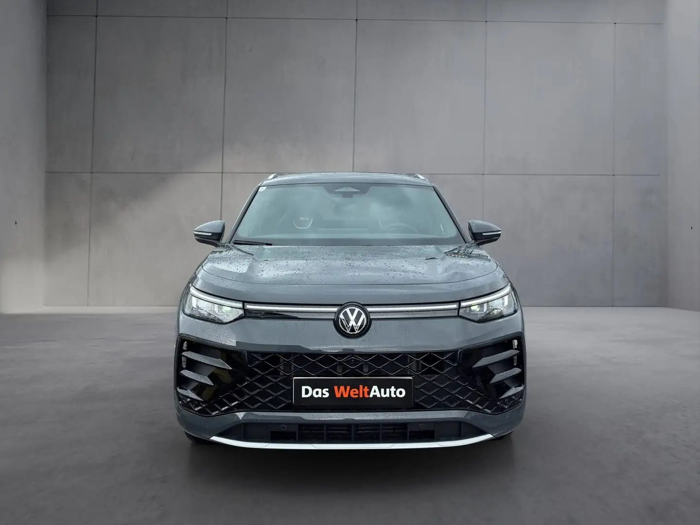 Volkswagen Tayron Sport TDI 4MOTION DSG Grau - 2