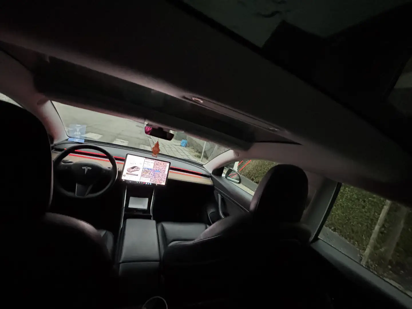 Tesla Model 3 75 kWh Long-Range Dual Motor - 1