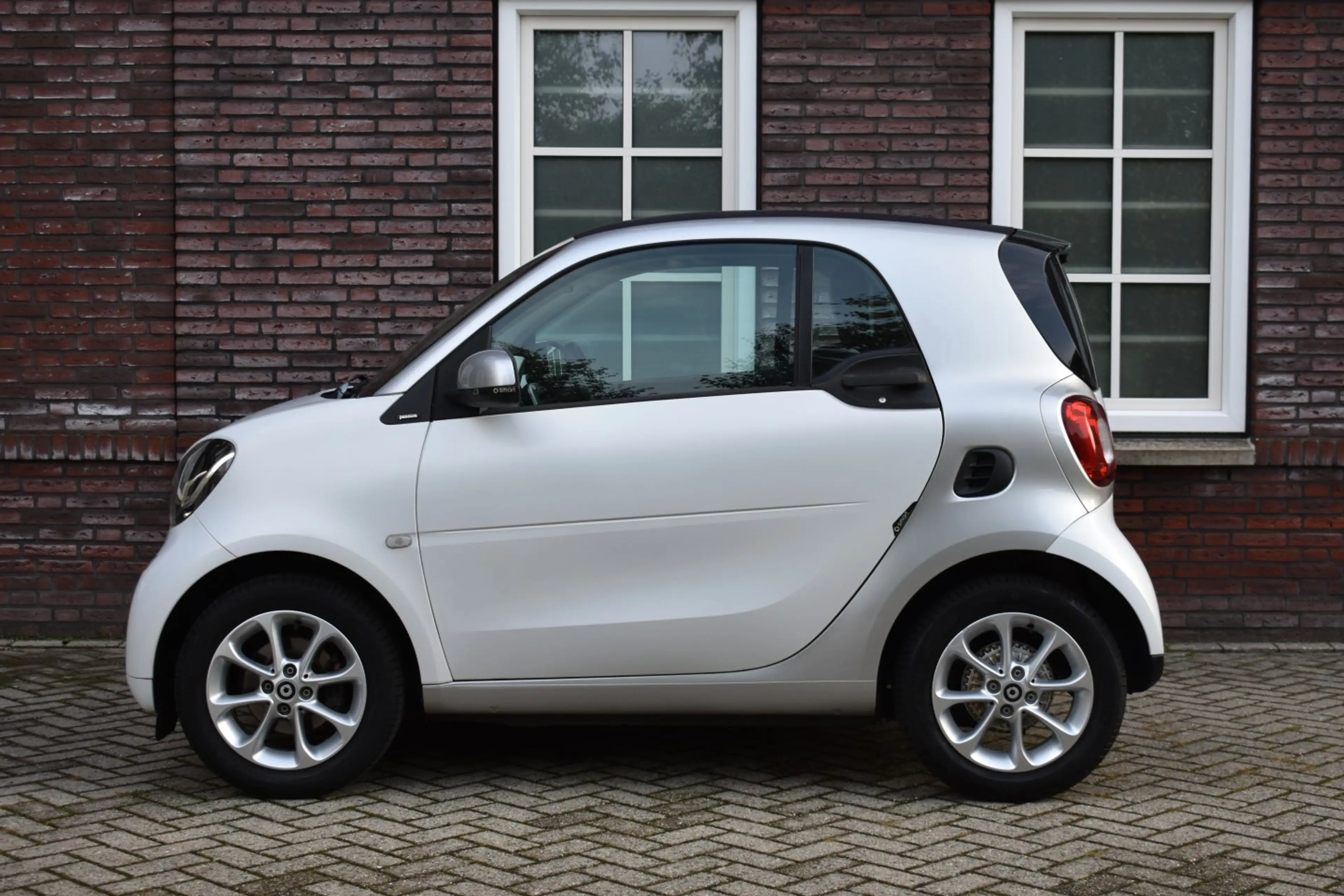 smart forTwo Wij zijn op afspraak geopend! Graag bellen voor uw — photo 8