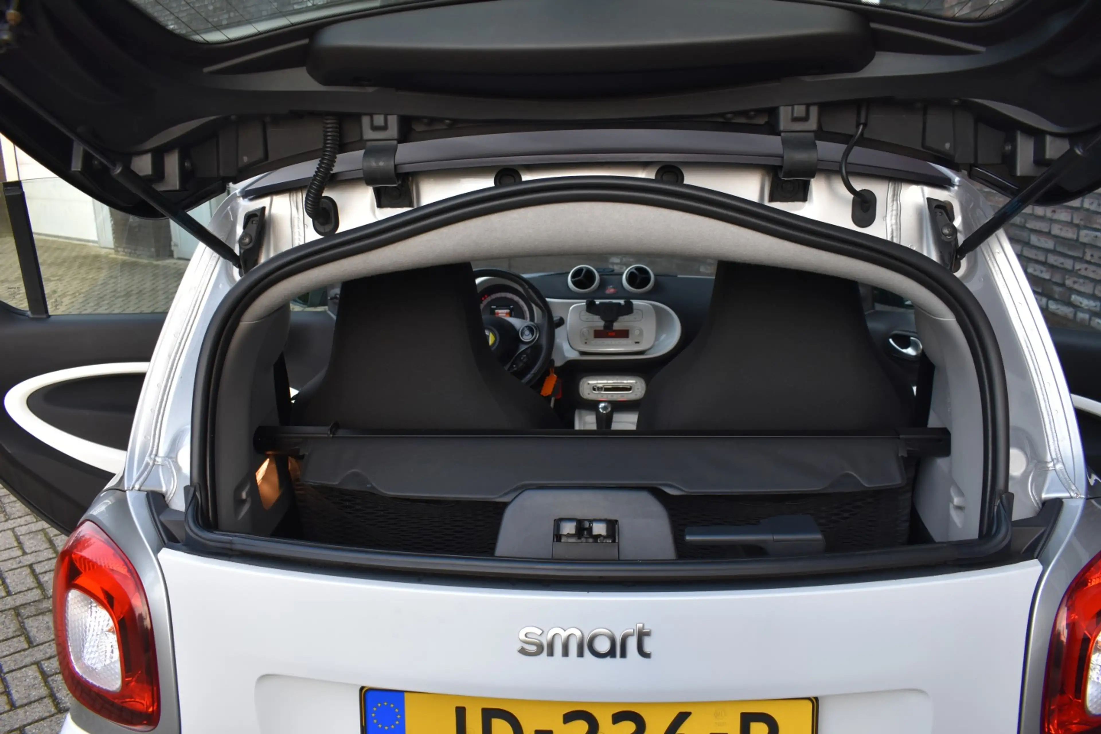 smart forTwo Wij zijn op afspraak geopend! Graag bellen voor uw — photo 11
