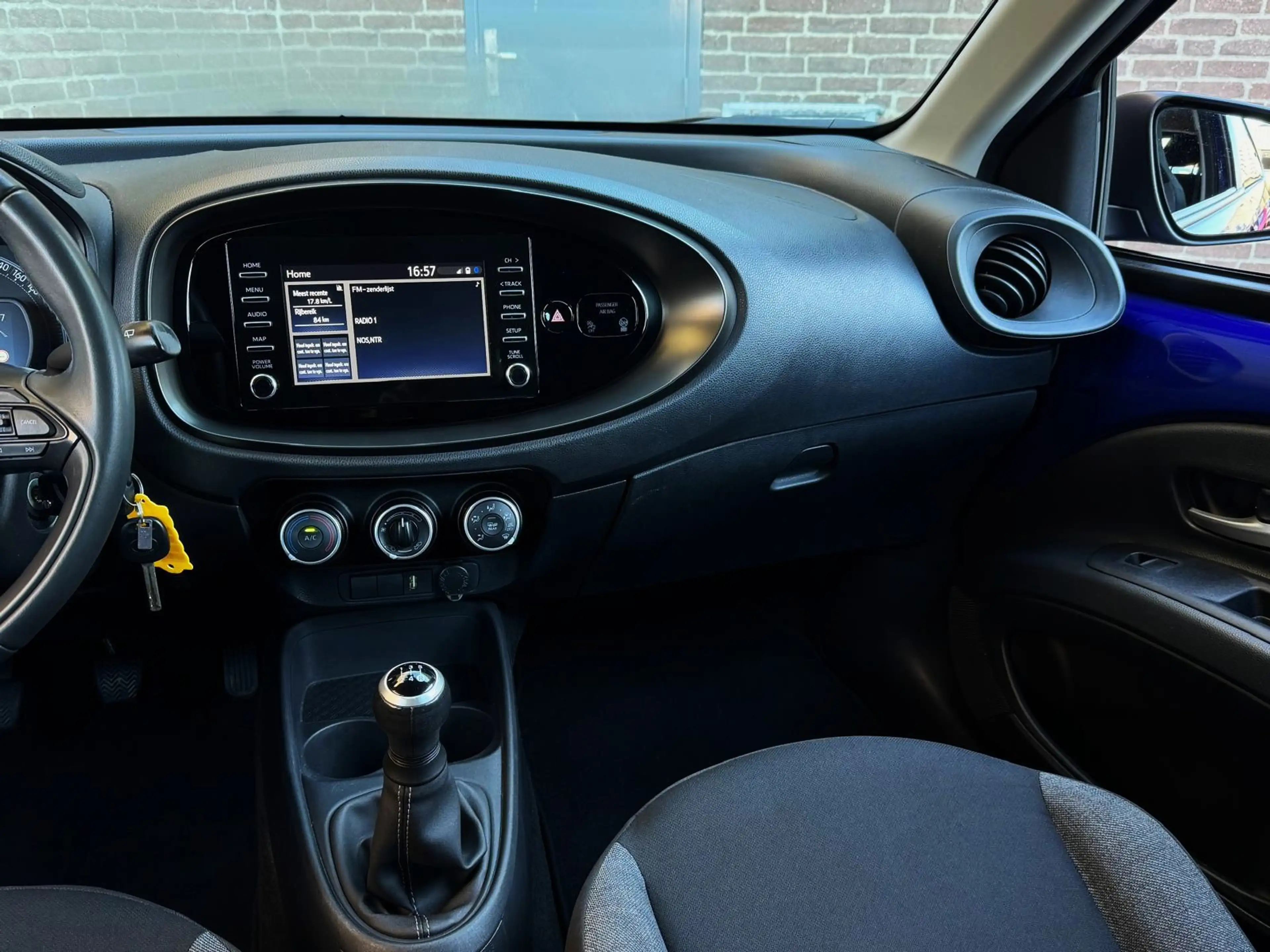 Toyota Aygo X 1.0 VVT-i MT Play Carplay Camera Cruise-Control Ad — photo 15