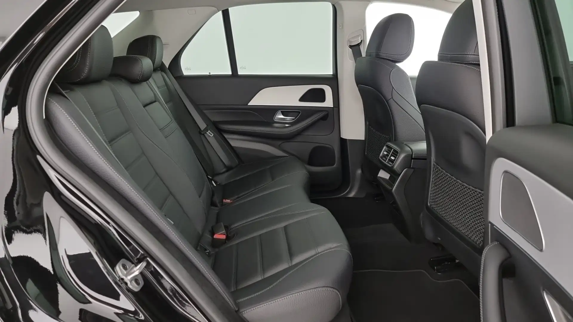 Mercedes-Benz GLE 300 300 d 4Matic Mild Hybrid Premium - AMG line - 2