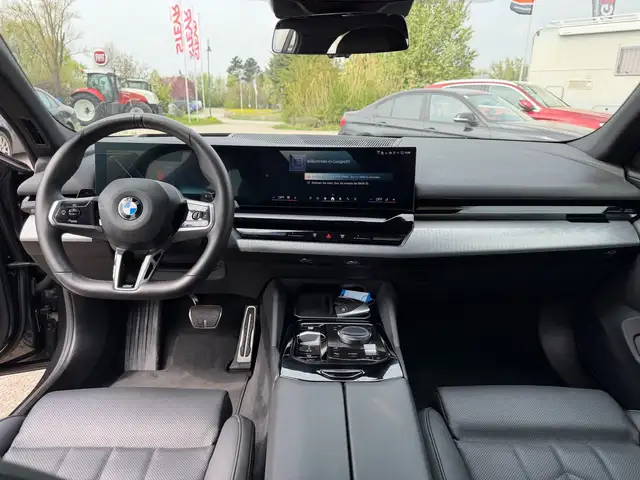 BMW 520 520 d M Sportpaket*HeadUP*Leder*Memory*Keyless* Ansicht 11