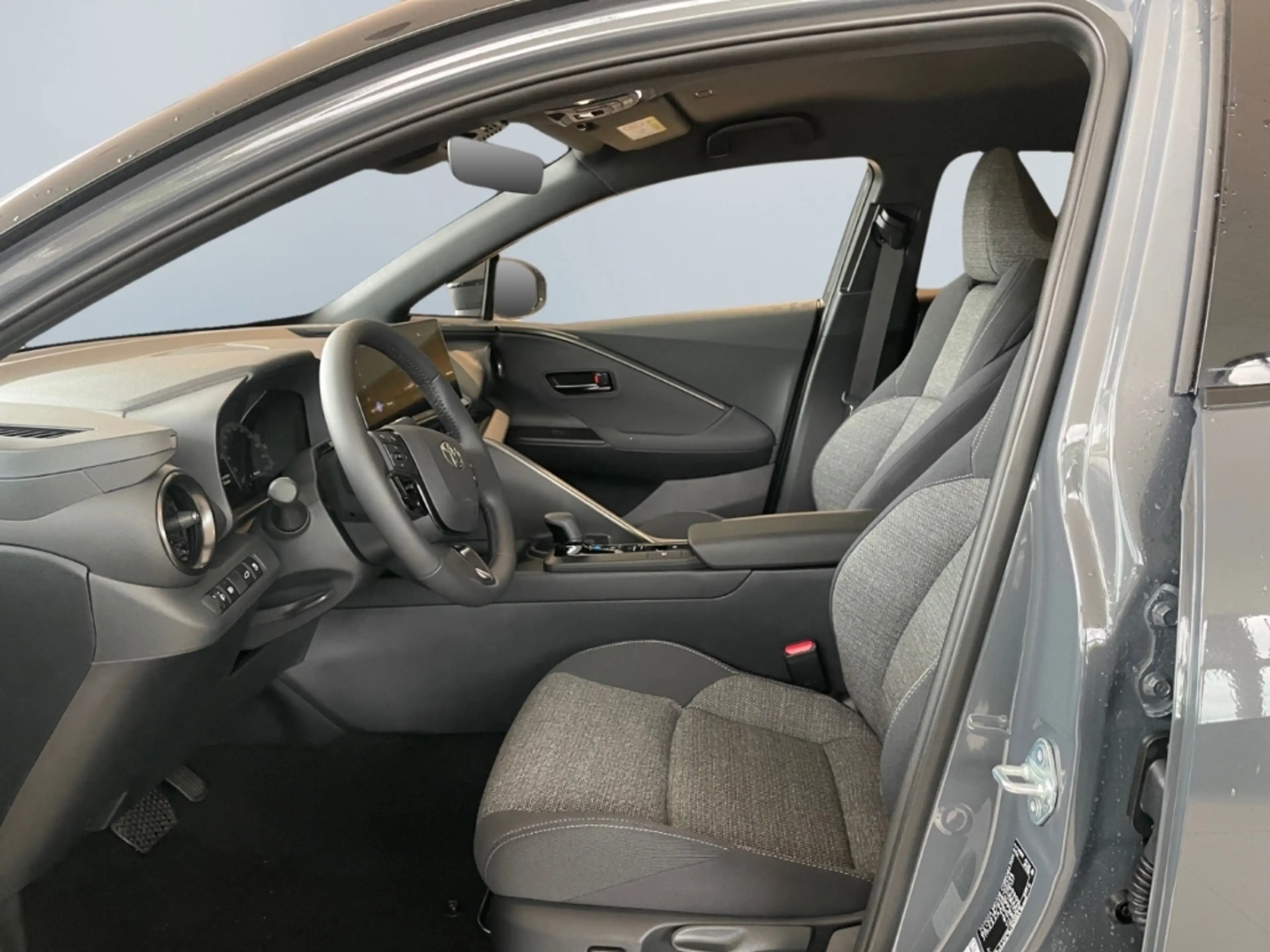 Toyota C-HR Hybrid 1,8 l, 140 PS CVT, 4x2 SUV TEAM — photo 8