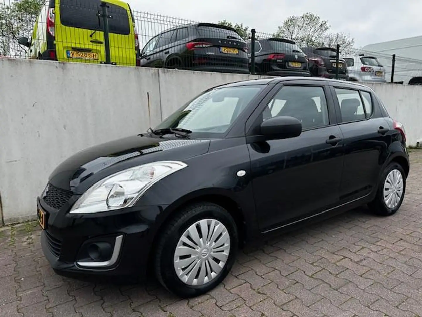 Suzuki Swift 1.2 Comfort EASSS/AIRCO/APK 12-2025/NIEUWE KOPPELI Noir - 2