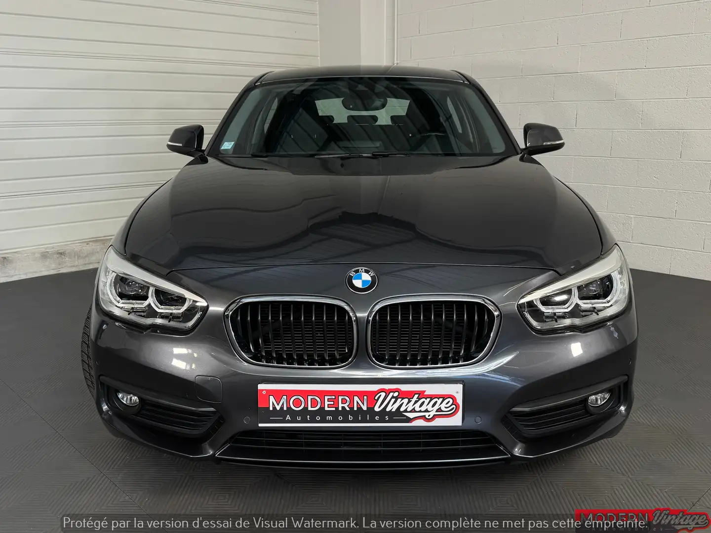 BMW 118 118i 136 ch Business Design Grau - 2