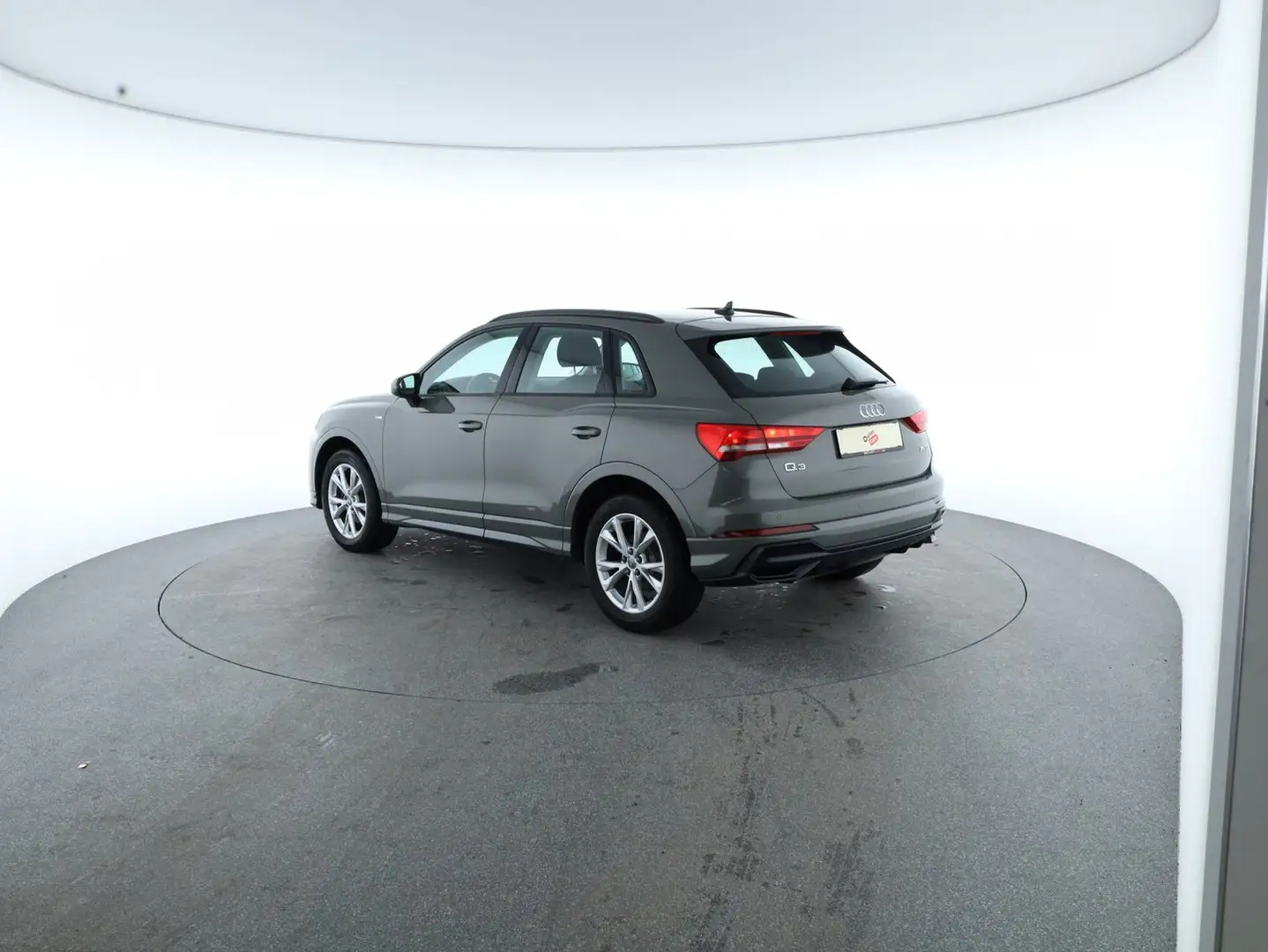 Audi Q3 35 TDI S line exterieur Šedá - 2