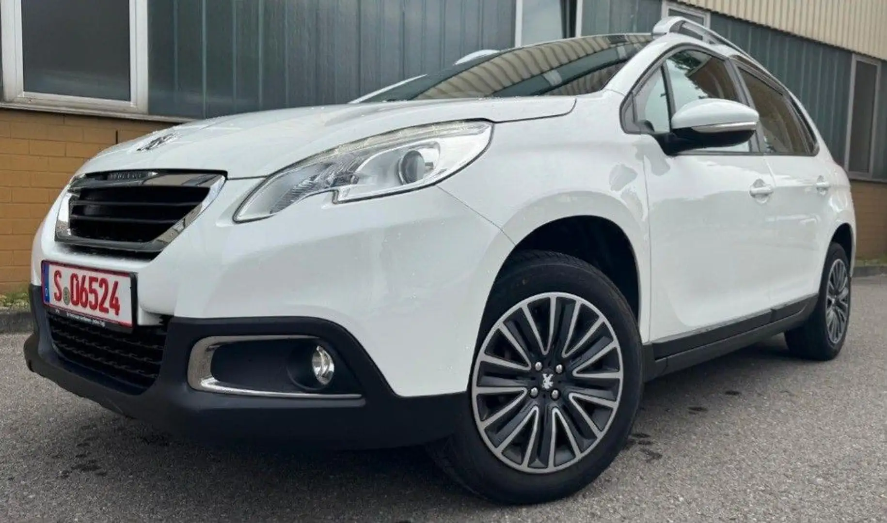 Peugeot 2008 HDI+NAVI+TÜV+GARANTIE+1HAND+PARKS+SITZH+ Wit - 2