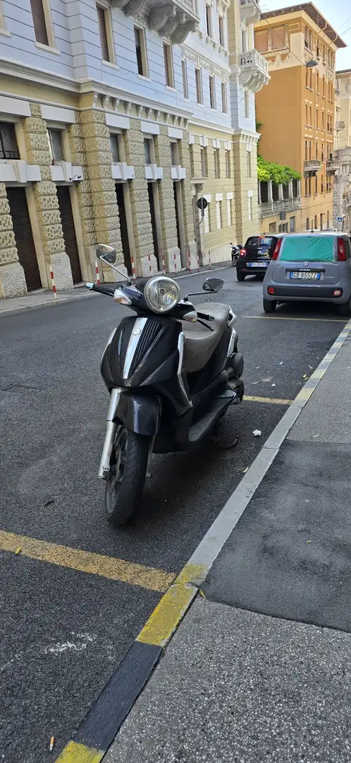 Piaggio Beverly 400 Noir - 1