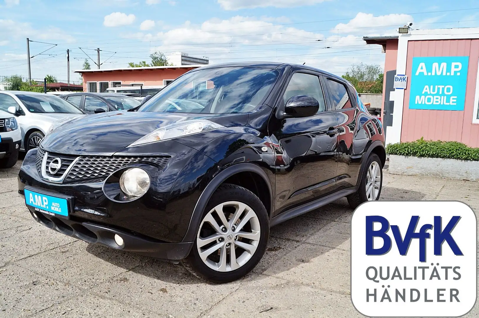 Nissan Juke 1.6 TURBO, GARANTIE, BREMSE+SERVICE NEU, Schwarz - 1