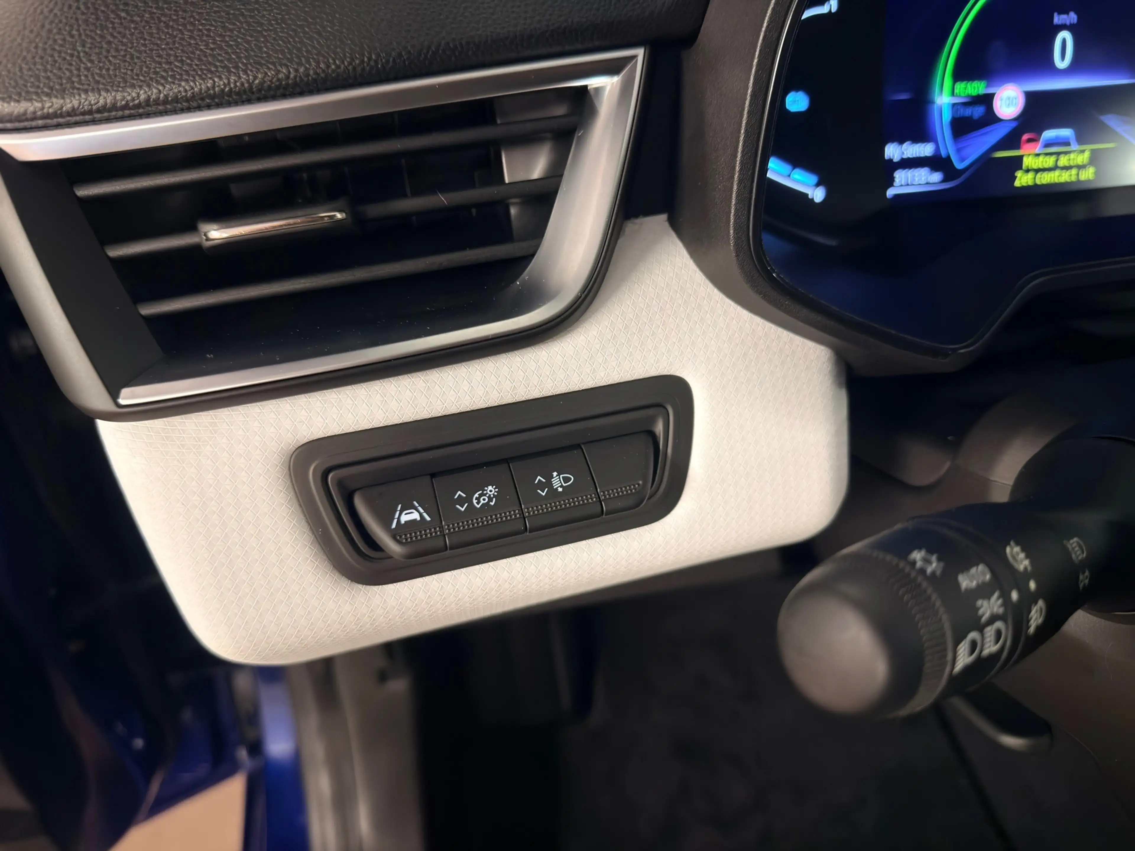 Renault Clio 1.6 E-Tech Hybrid 145 Techno Camera — photo 18
