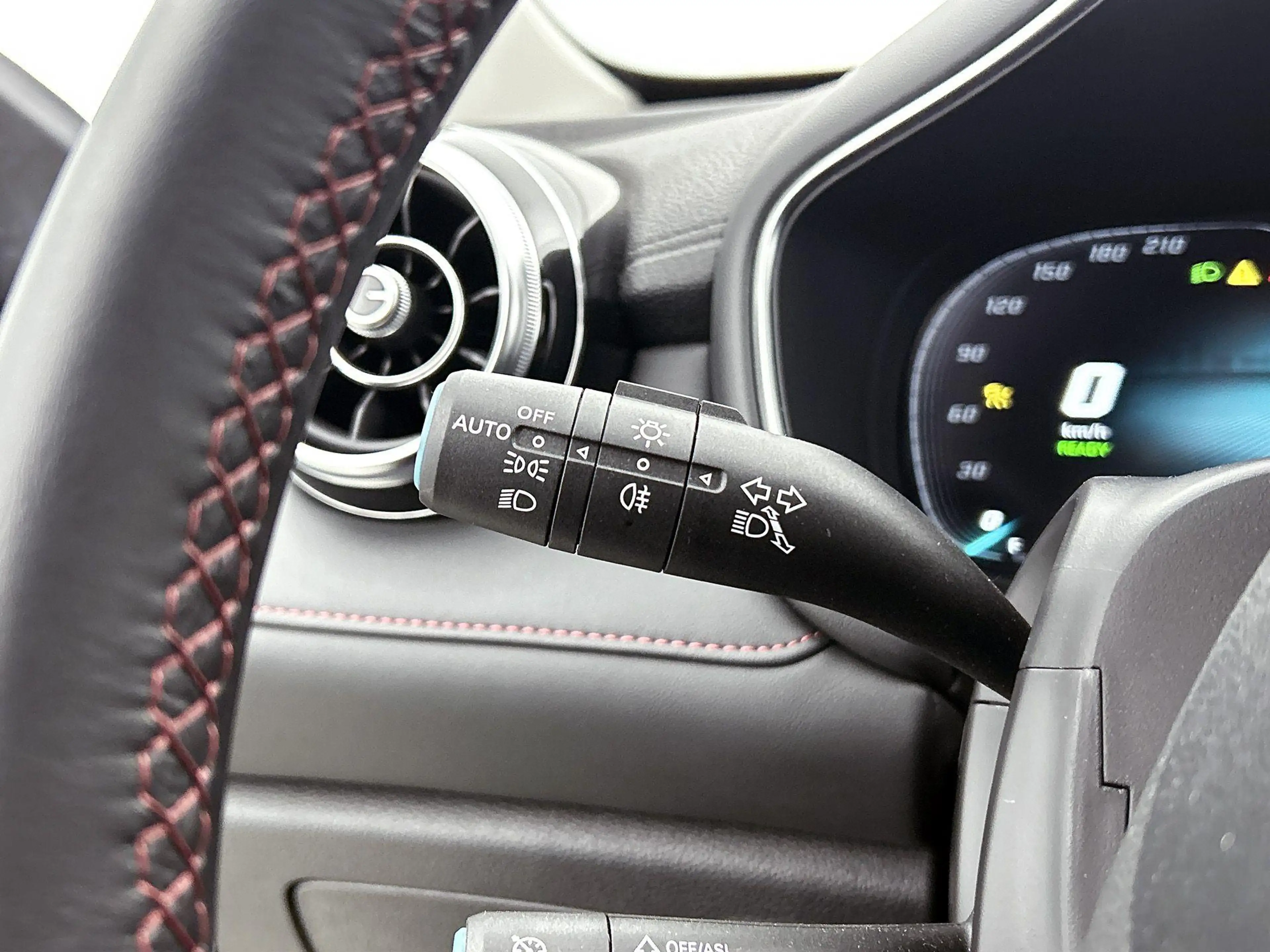 MG EHS 1.5 TGDI Comfort | Navi | Apple CarPLay | Camera | — photo 11