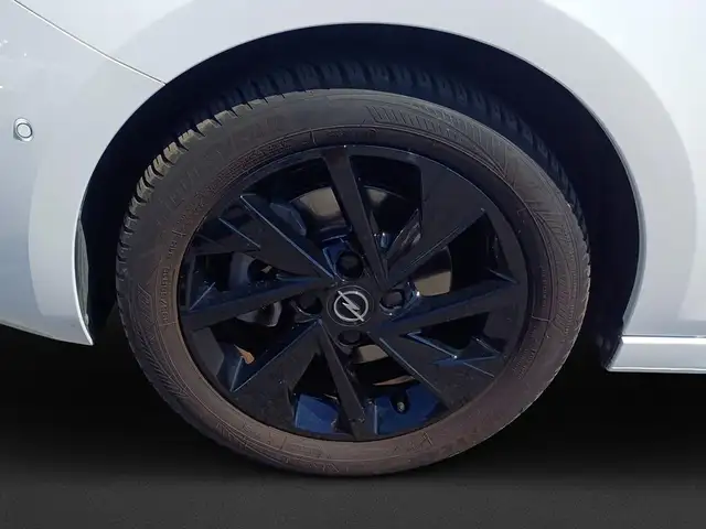 Opel Corsa view 8