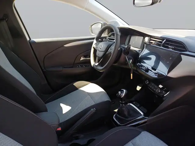 Opel Corsa view 11