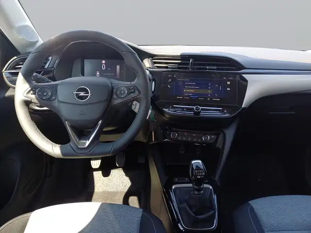 Opel Corsa view 10