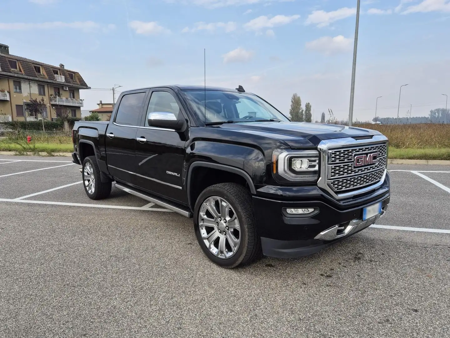 GMC Sierra Sierra Denali 1500 - 1
