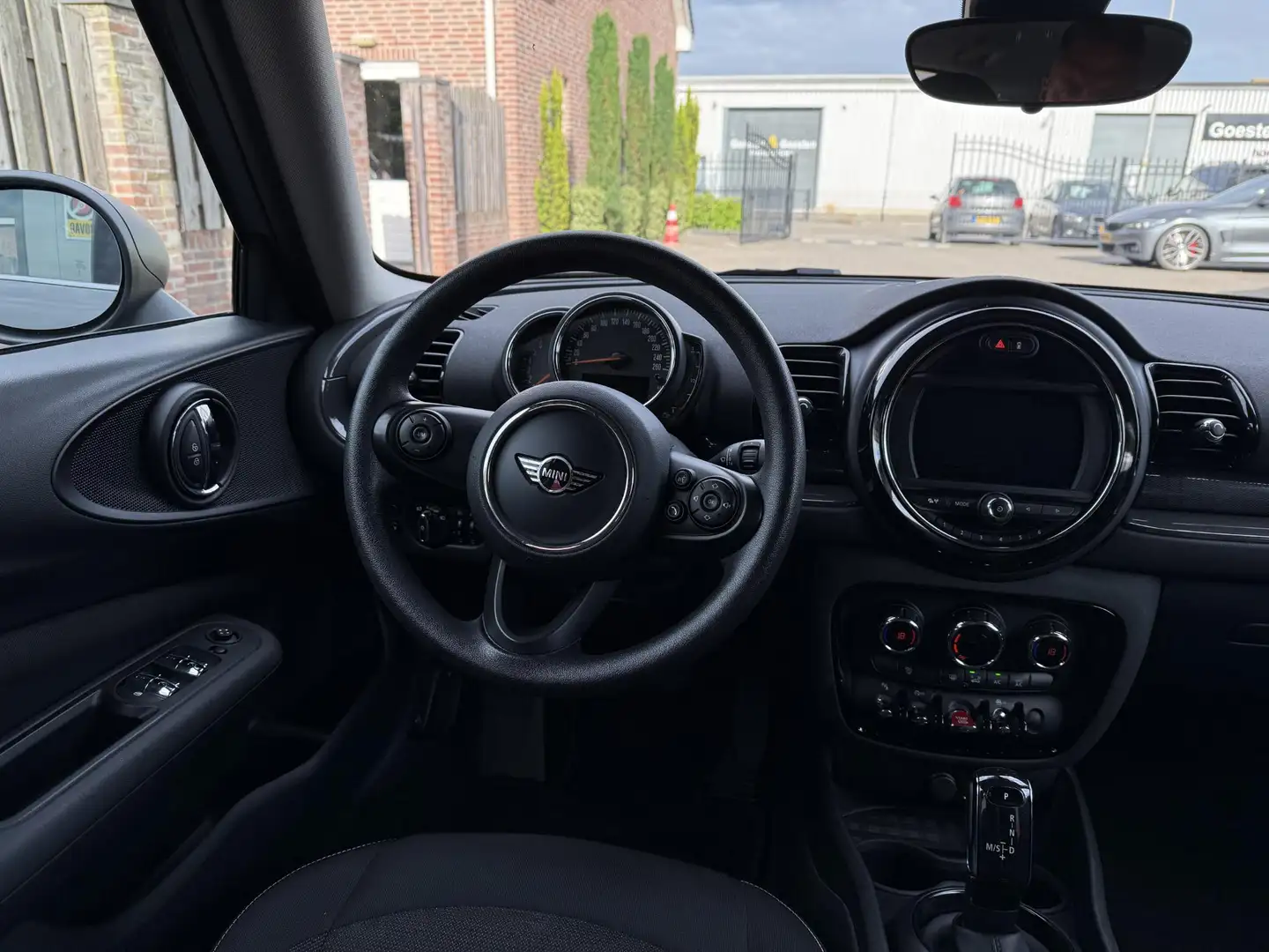 MINI Mini Clubman 1.5 Automaat Salt Grijs - 2