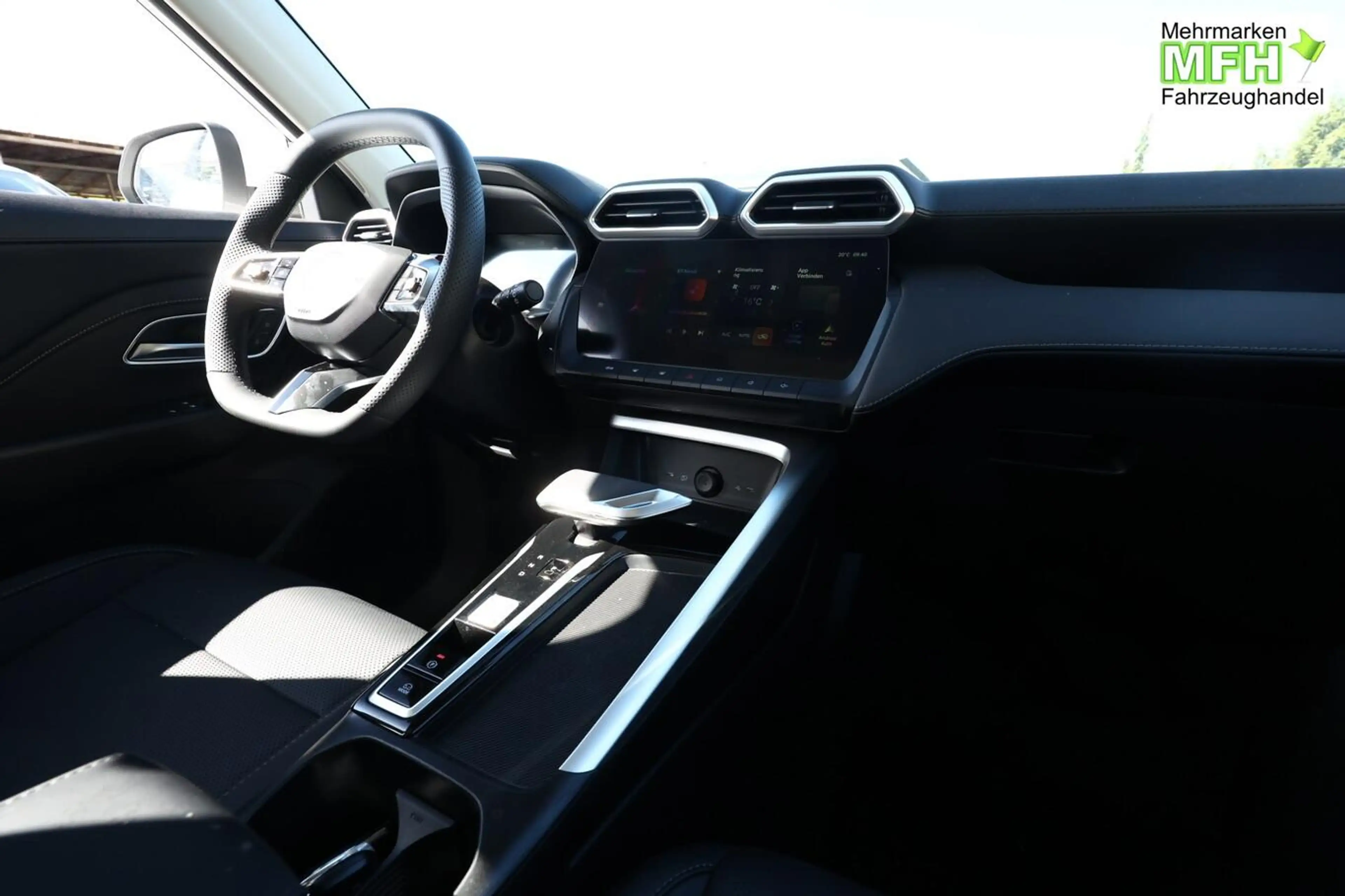 MG ZS Luxury Hybrid+ Pano ACC 360Kam Nav LED SHZ 75 k... — photo 8