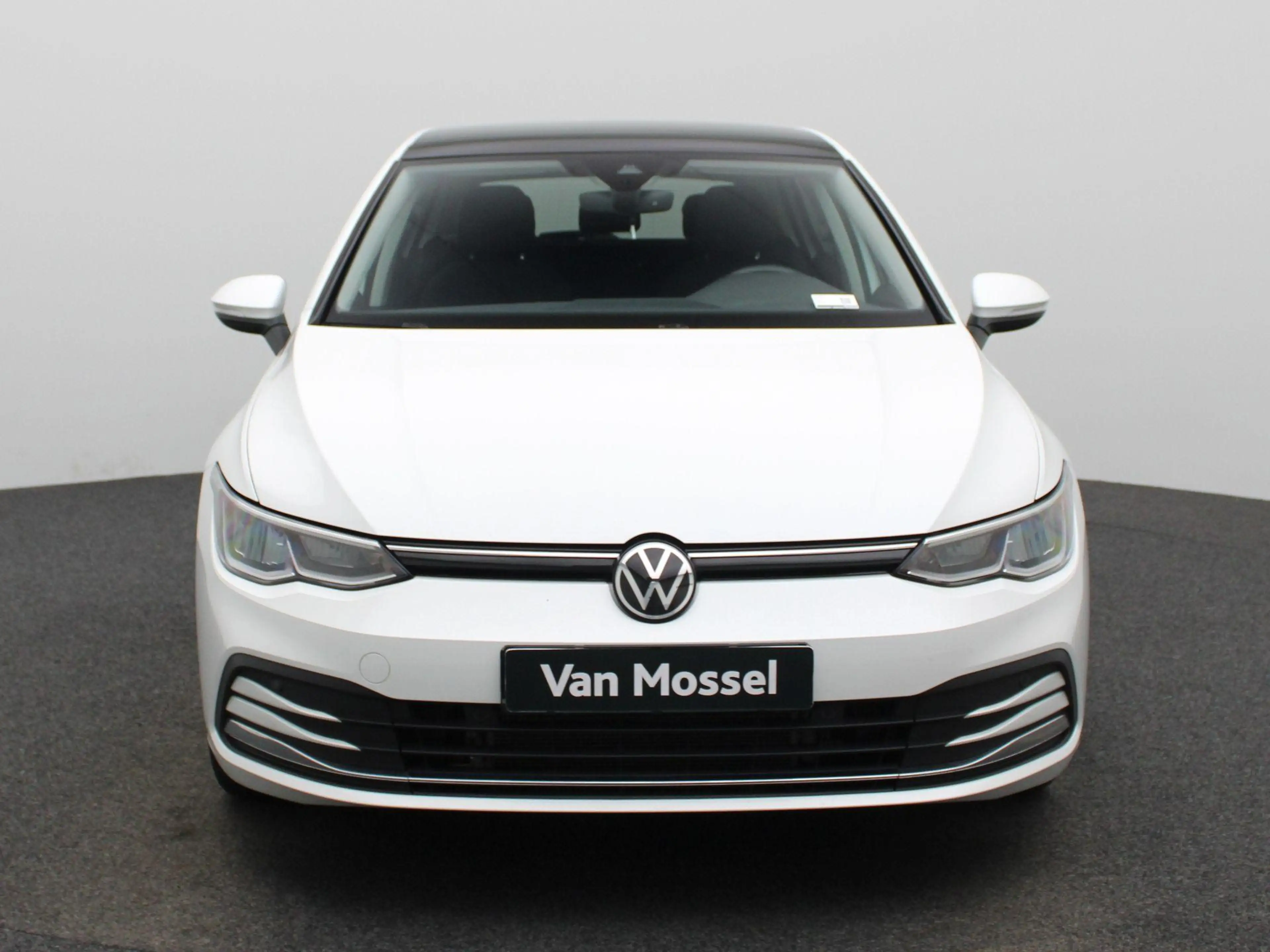 Volkswagen Golf 1.0 eTSI Life | Automaat | Panorama dak | Virtual — photo 4