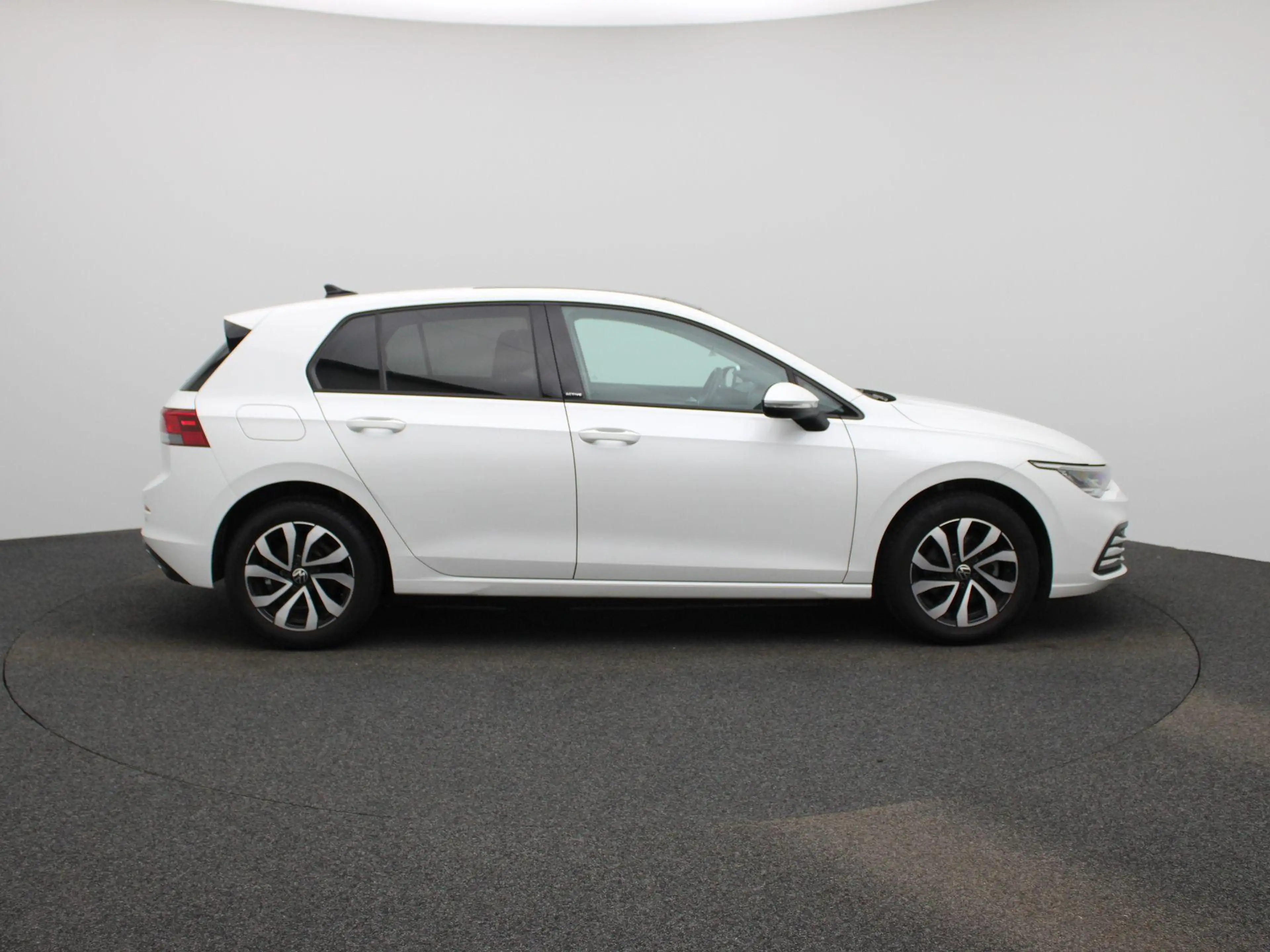 Volkswagen Golf 1.0 eTSI Life | Automaat | Panorama dak | Virtual — photo 7