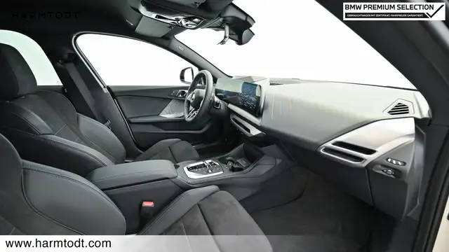 BMW 2 Series view 8