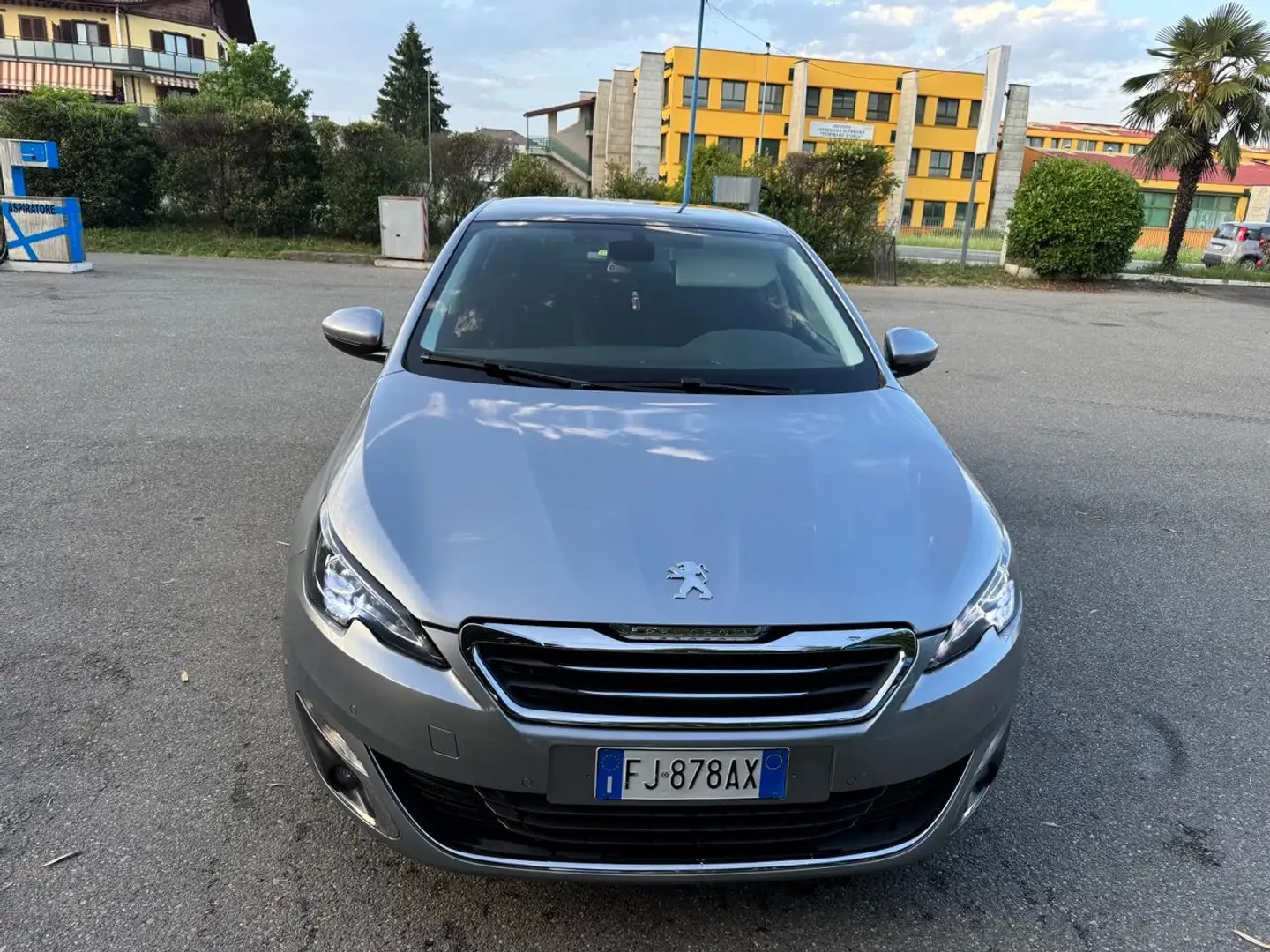 Peugeot 308 308 II 20135p 1.2 puretech t (e-thp) Allure s Grigio - 1