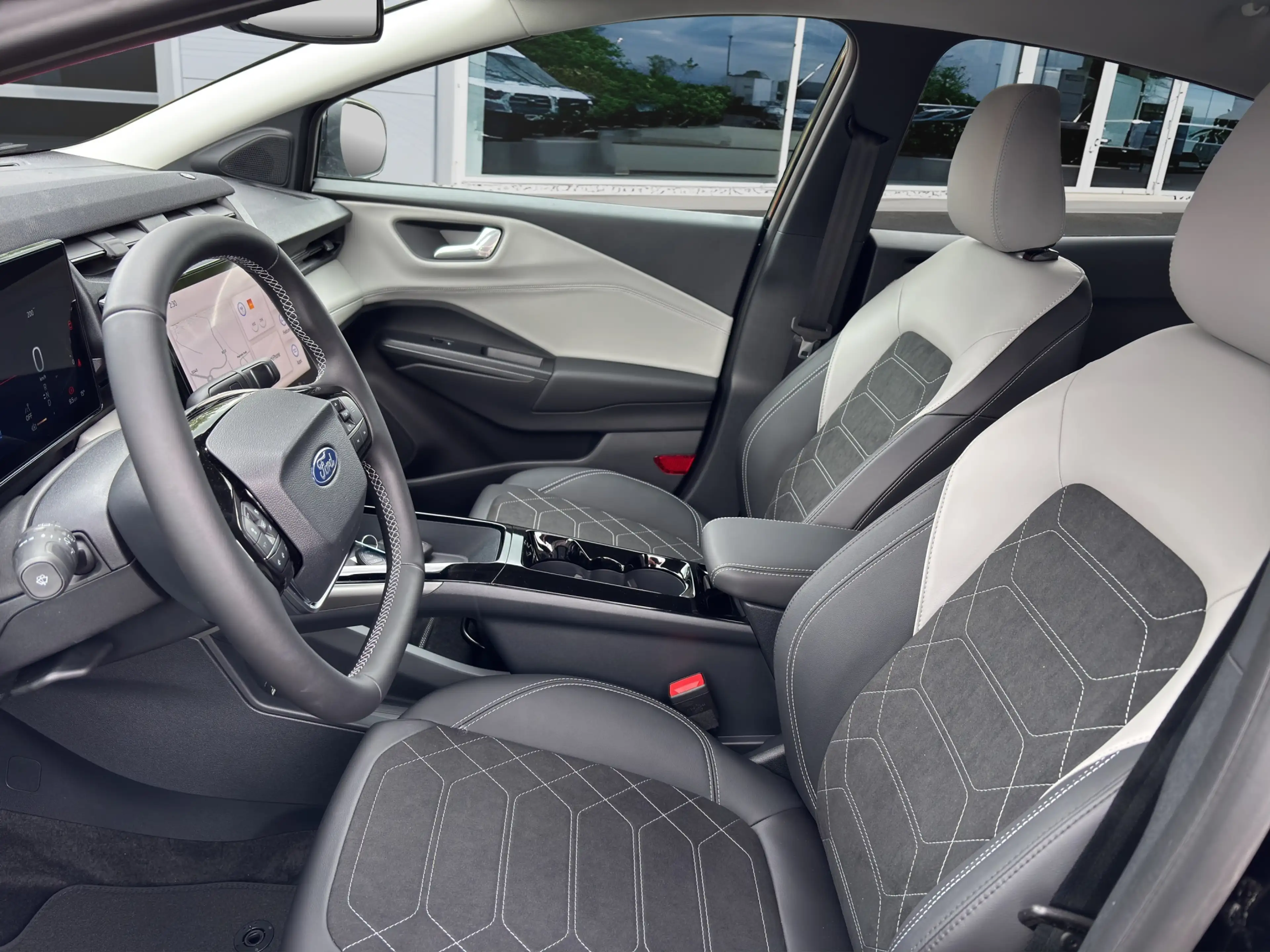 Ford Puma Gen-E eMotor 124 kW Premium FWD — photo 10