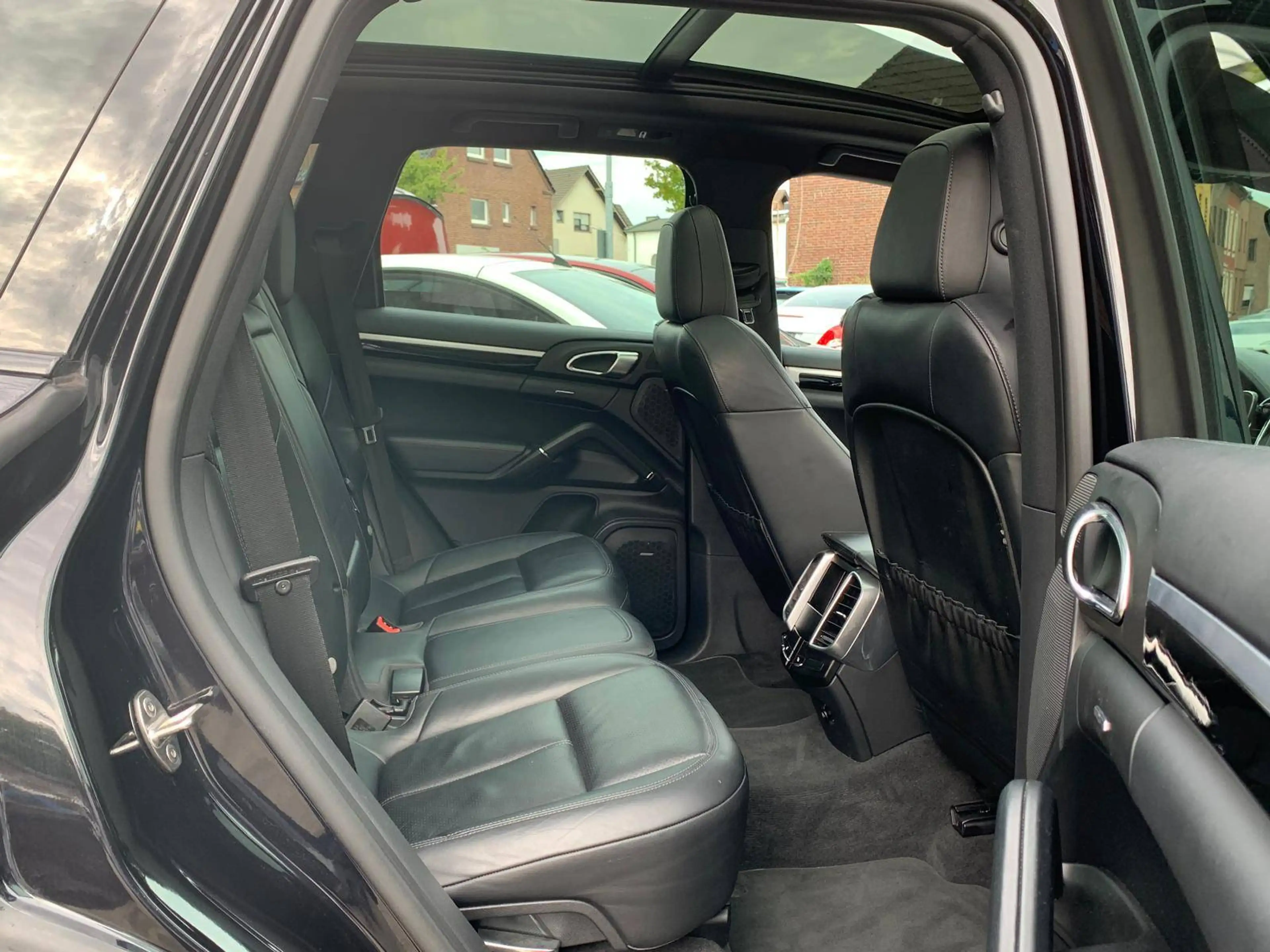 Porsche Cayenne S Diesel Sport Design *CHRONO-PANO-BOSE* — photo 9