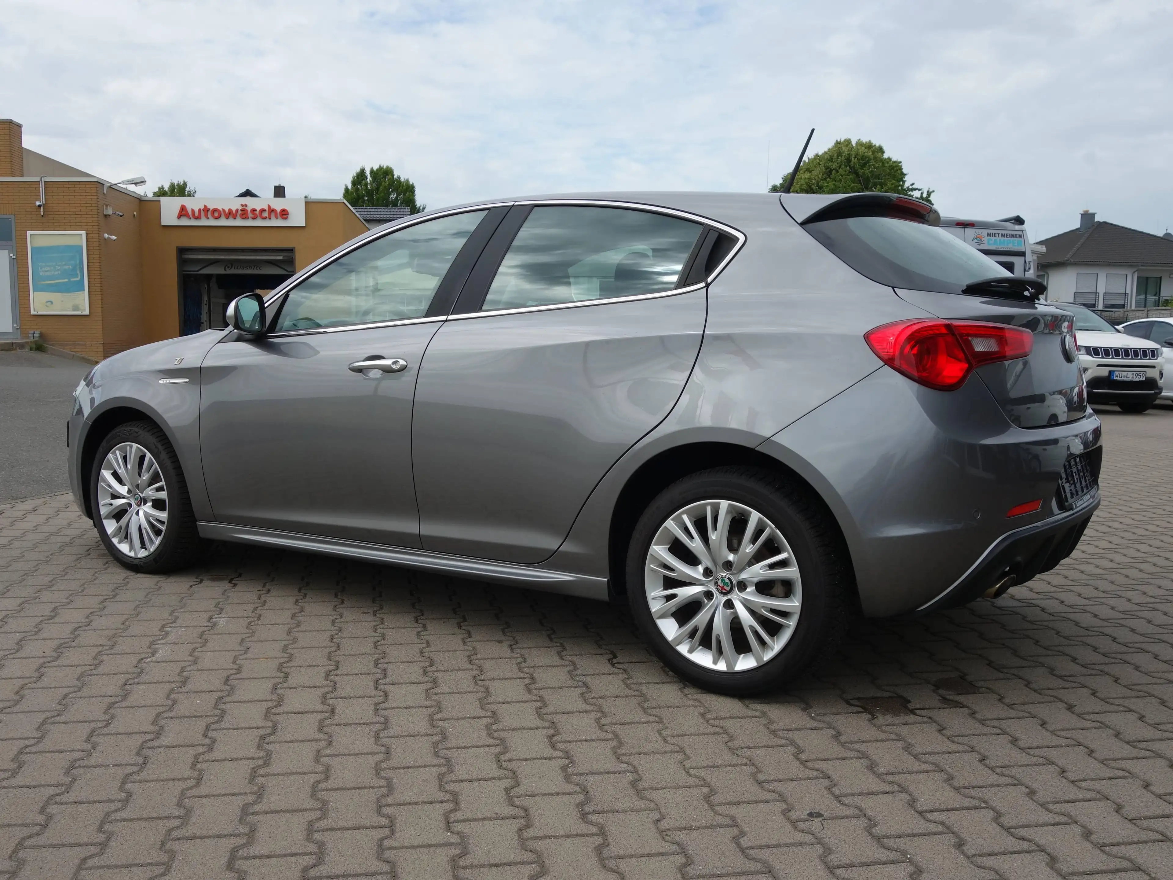 Alfa Romeo Giulietta Lusso *AUTOMATIK/LEDER/NAVI/DAB/SHZ* — photo 5