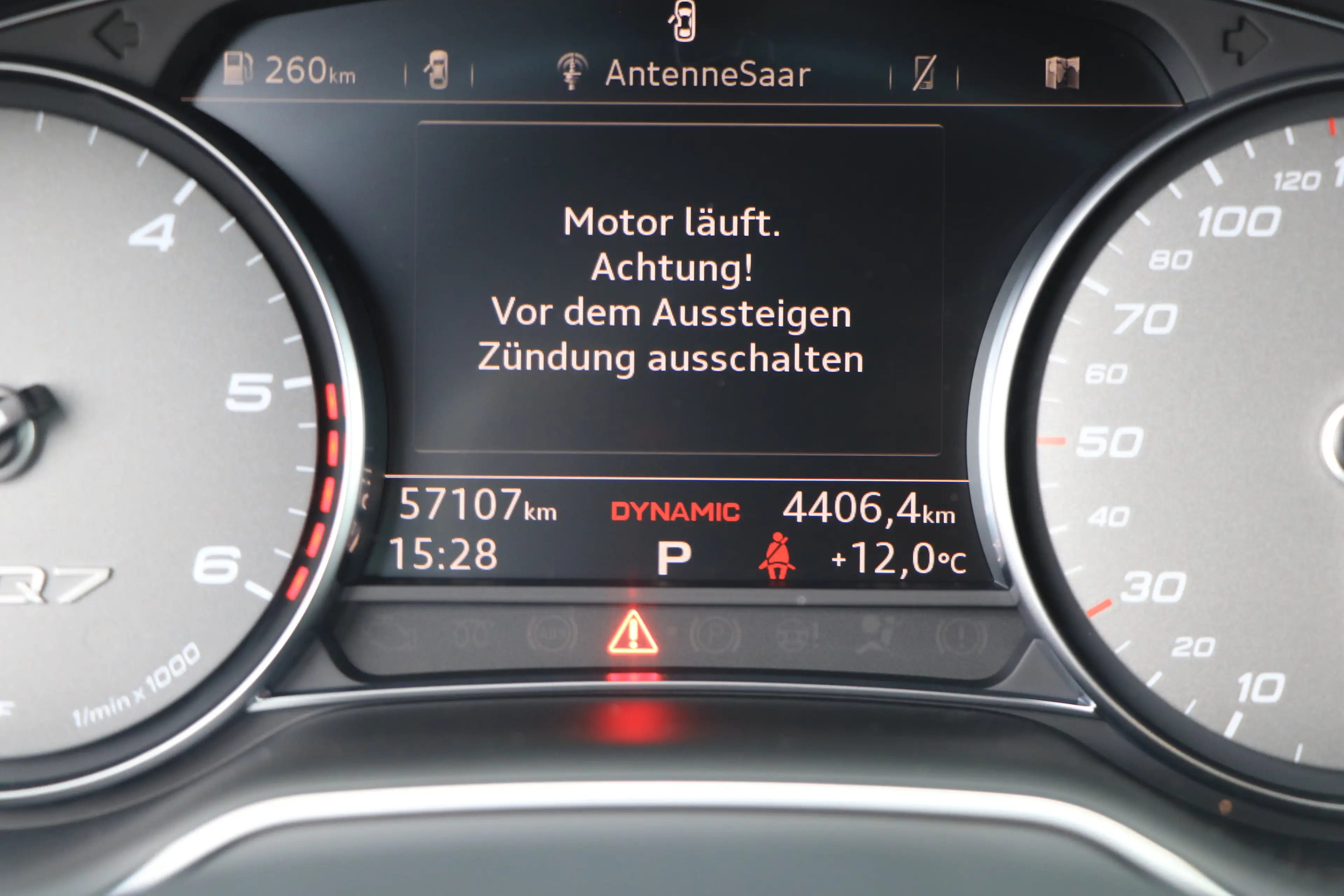 Audi SQ7 SQ7 4.0 TDI quattro tiptronic — photo 15