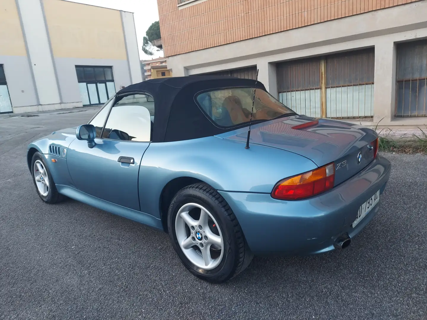 BMW Z3 1.800 Blau - 2
