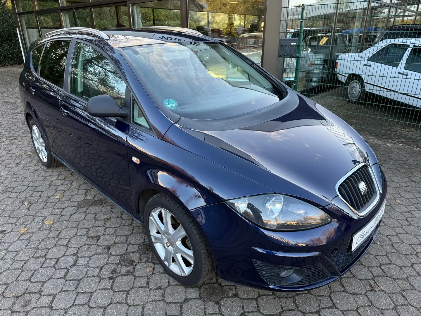 SEAT Altea XL 1.6 Style *HU a.W. neu*1.Hand*Scheckheft*PDC*MFL* Azul - 1