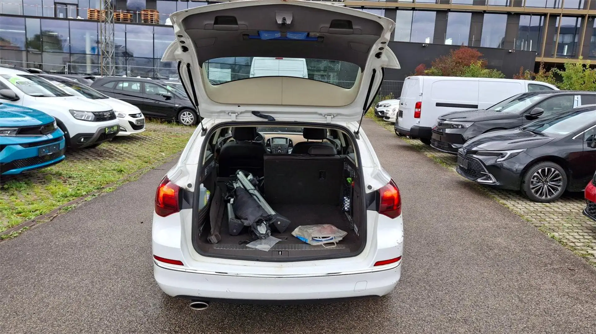 Opel Astra ST 1,4 Turbo Ecotec Cosmo Weiß - 2