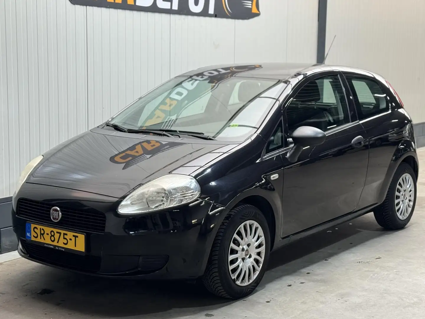 Fiat Grande Punto 1.2 Actual Nette wagen Vol jaar APK Noir - 1