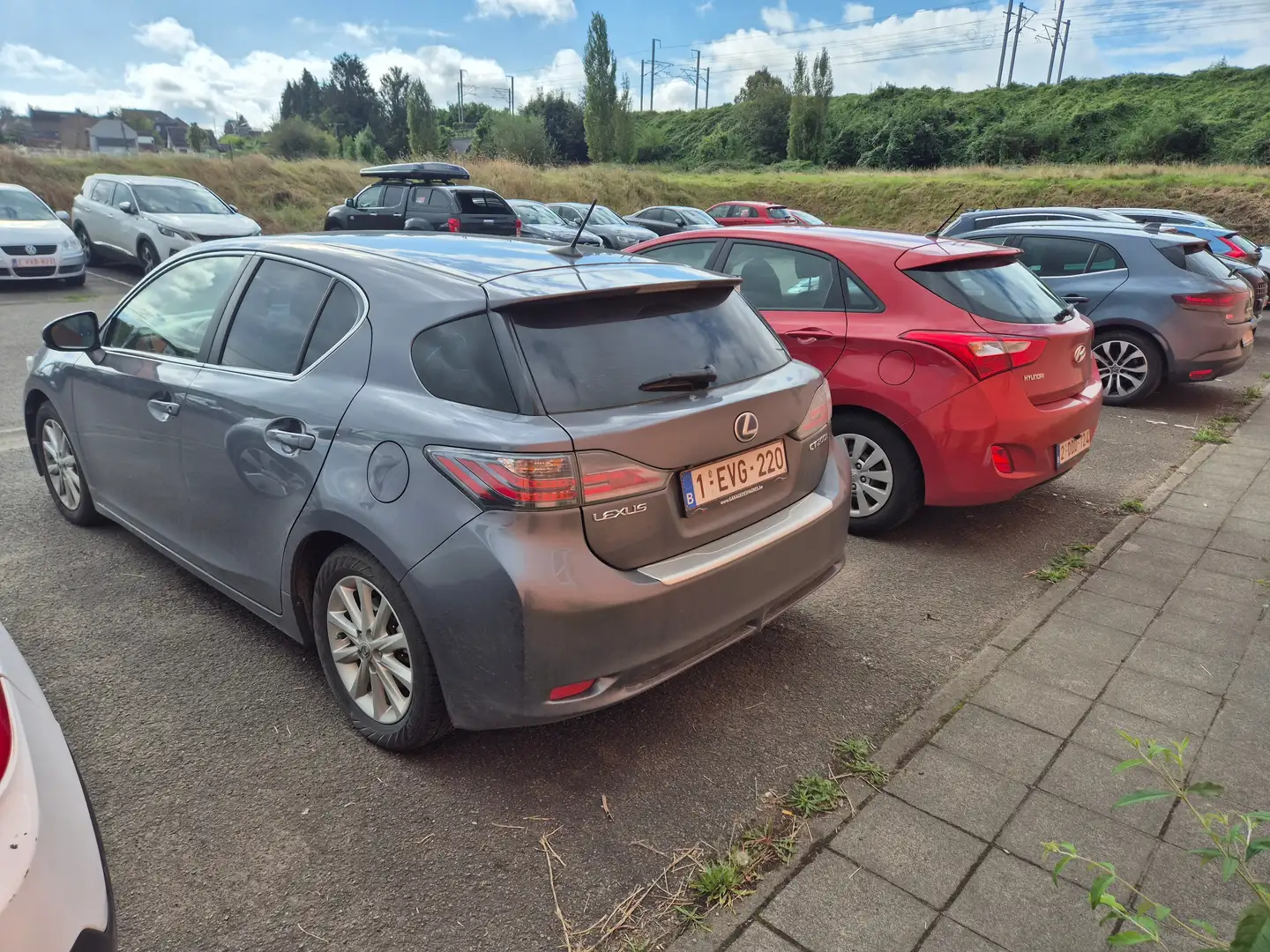 Lexus CT 200h CT 200h 1.8i Privilege Line E-CVT Gris - 2