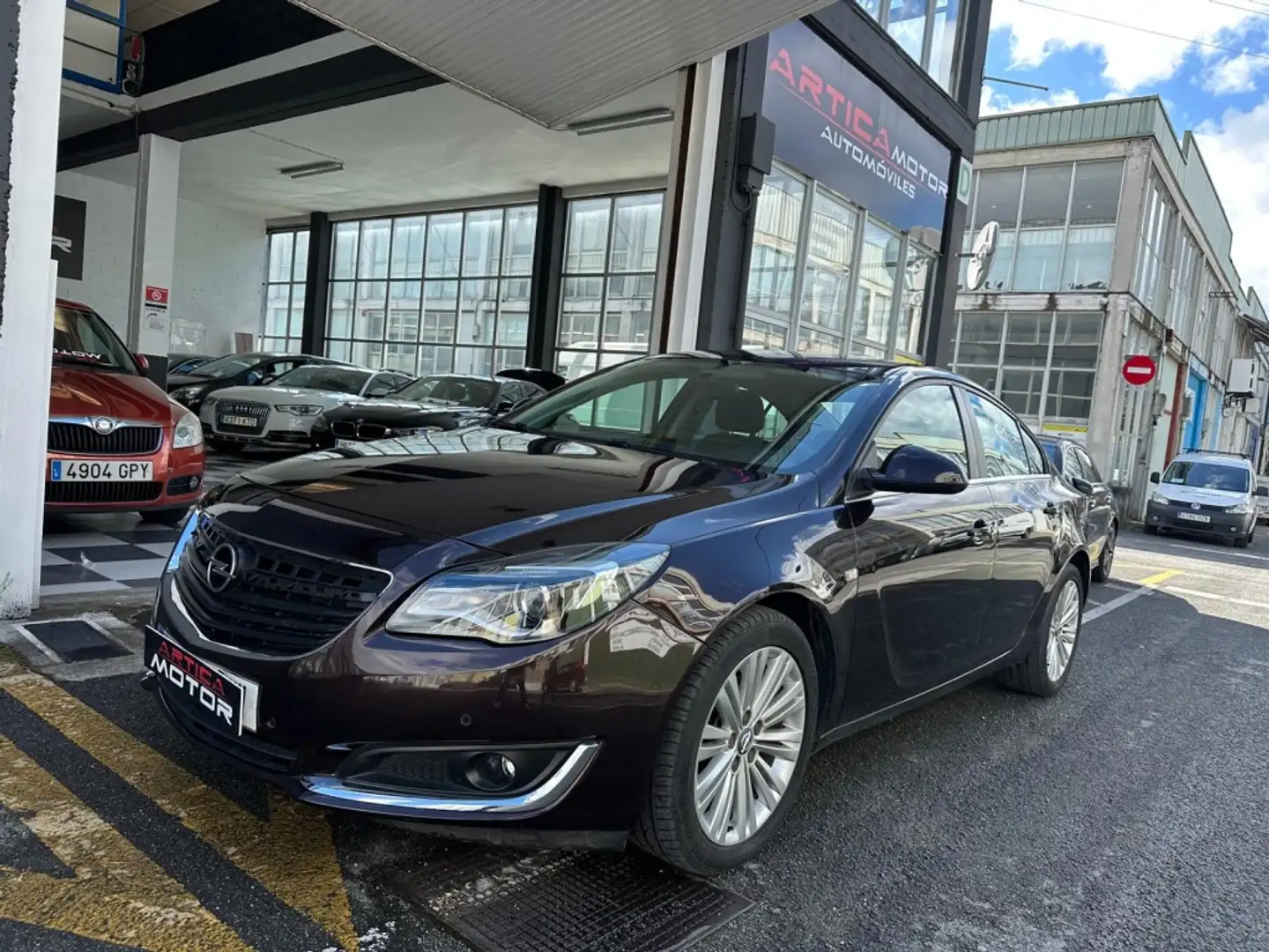 Opel Insignia 2.0CDTI Selective Aut. 130 Marrón - 1