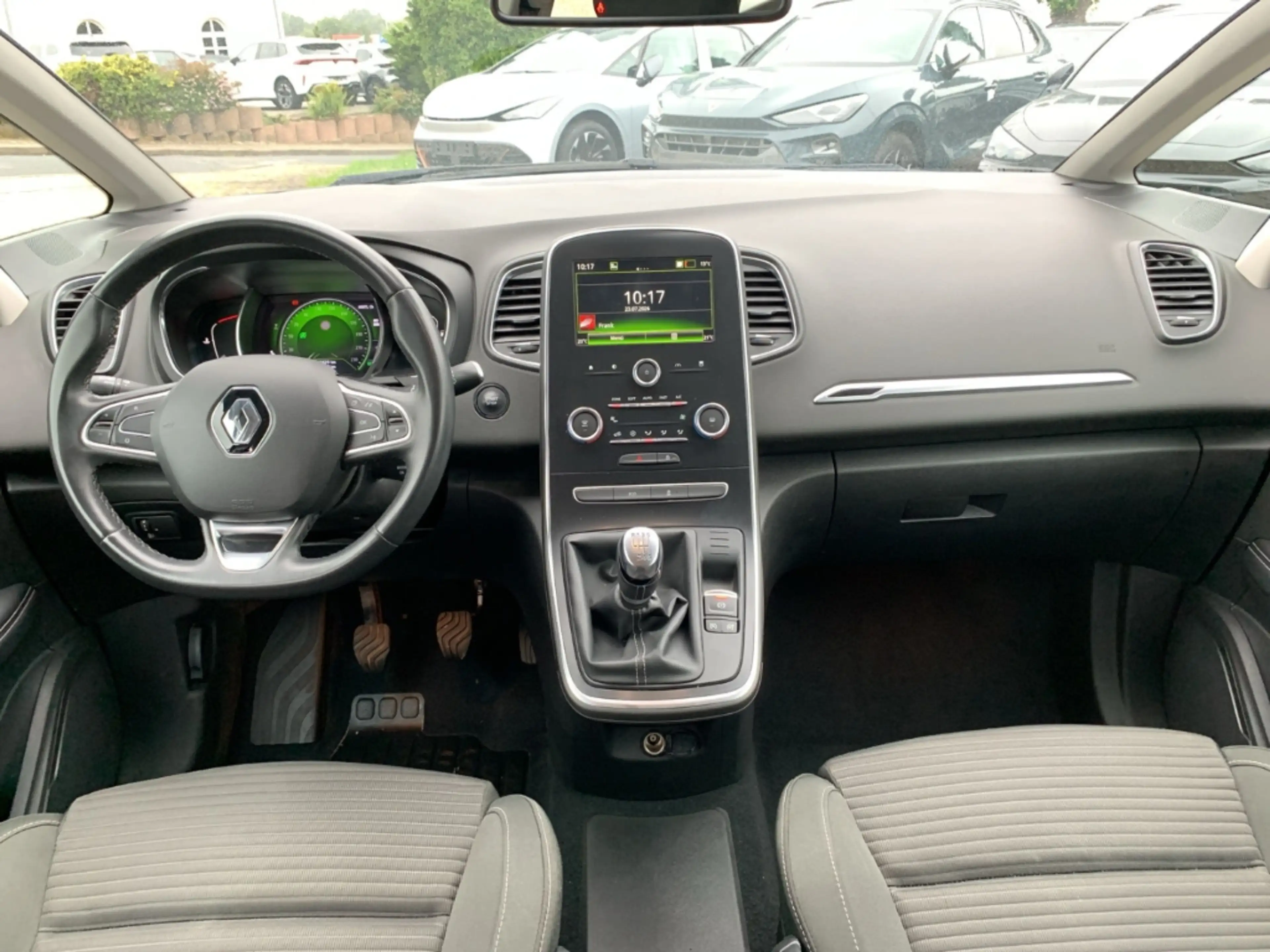 Renault Grand Scenic ZEN TCe 140 GPF Zen PDC+KLIMA+TEMPOMAT — photo 14