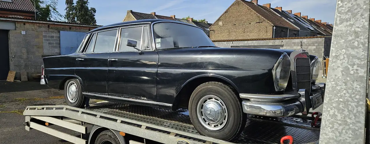 Mercedes-Benz 220, foto 5
