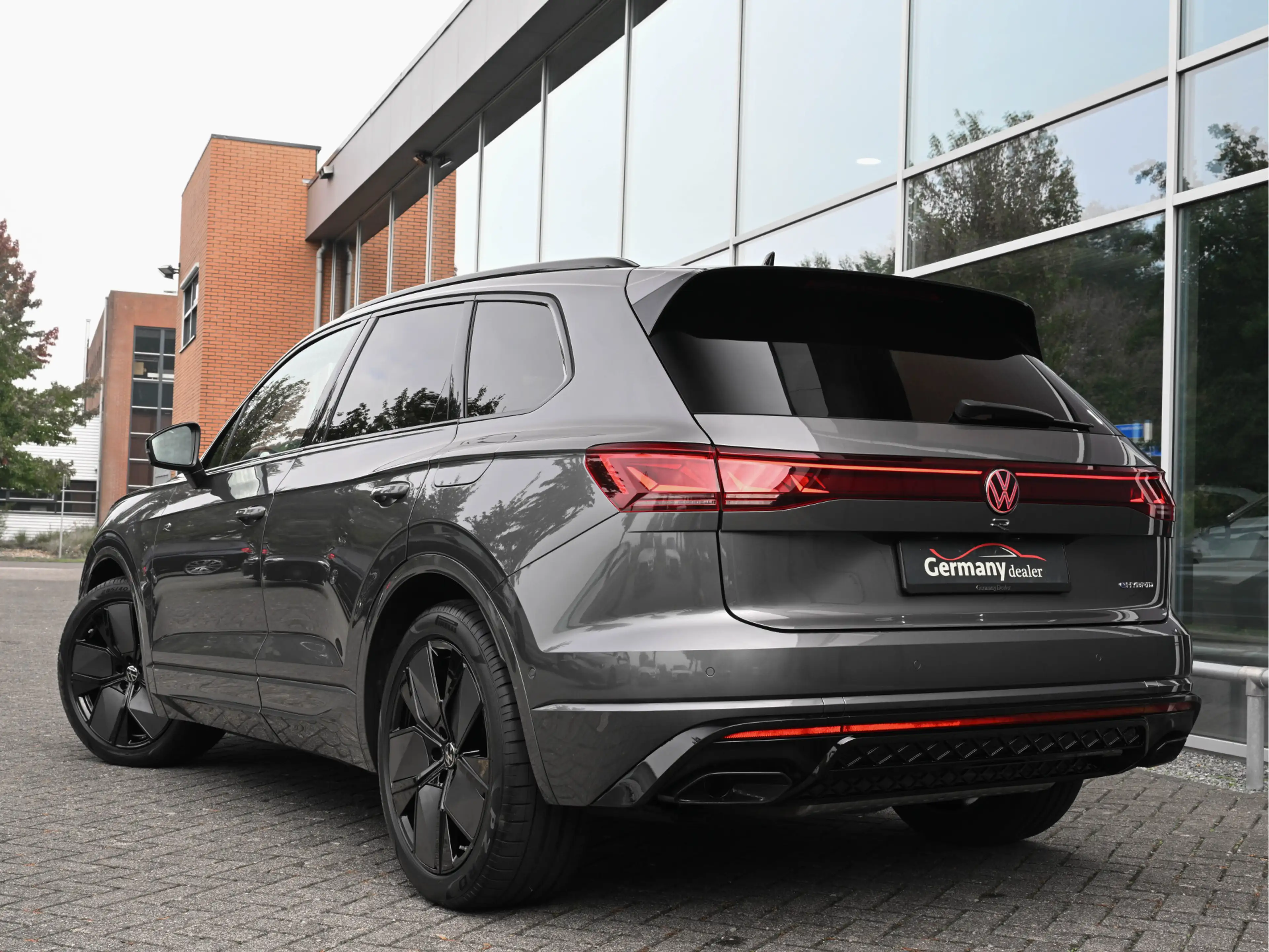 Volkswagen Touareg 3.0TSi eHybrid 4MOTION R Lucht Pano Tr-Haak Massag — photo 5