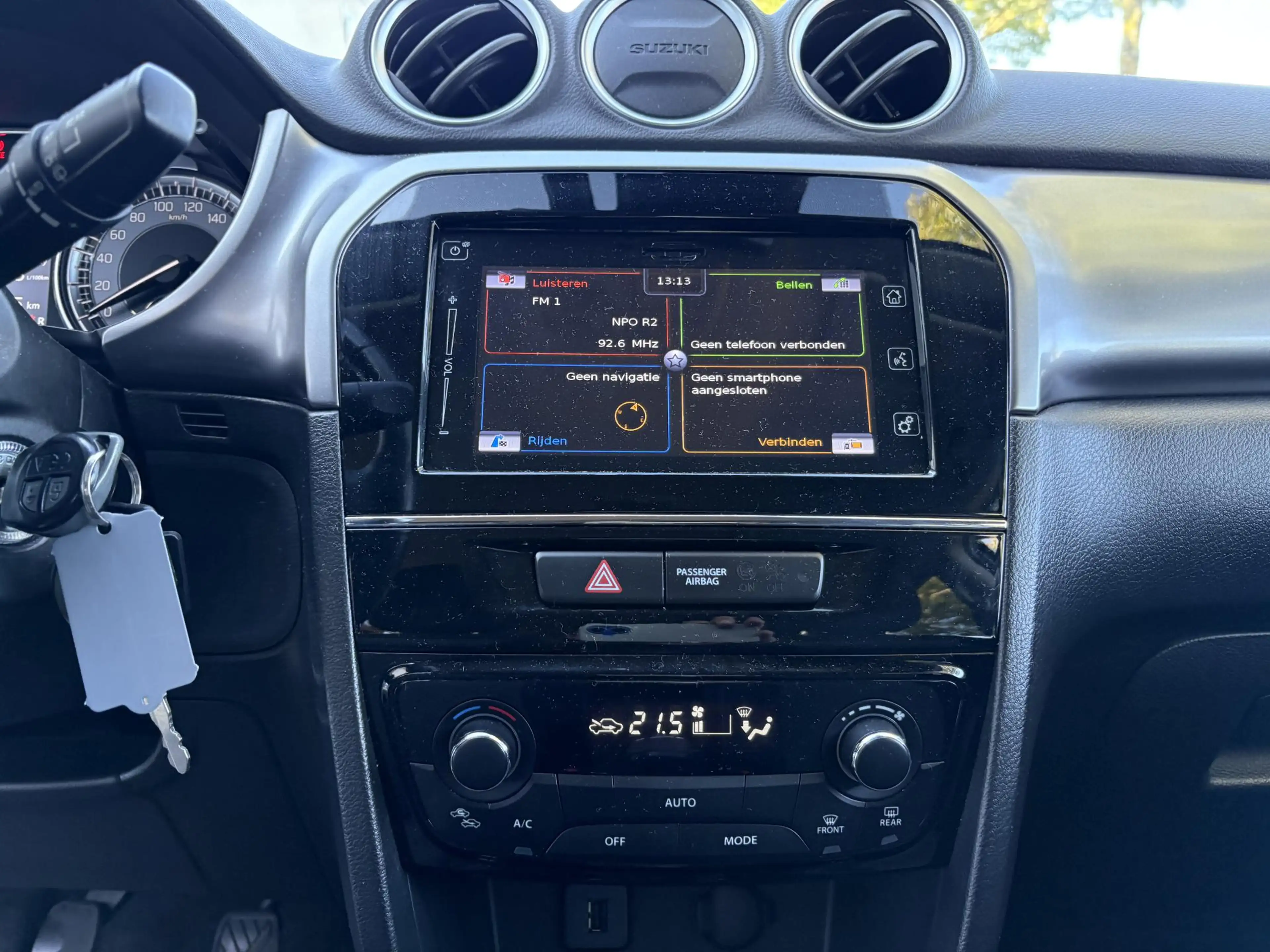 Suzuki Vitara 1.4 Boosterjet Select Smart Hybrid — photo 8